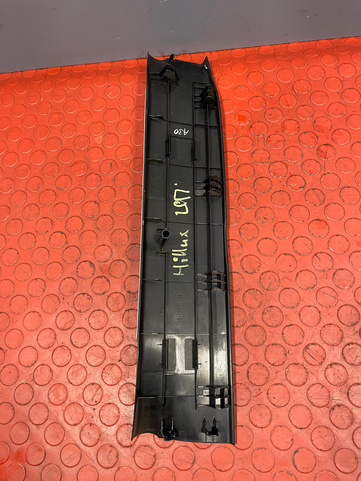 Toyota Hilux Invincible INNER CHROME THRESHOLD DOOR SILL TRIM Passenger's Side 2016-2023 P/N 67918KK010