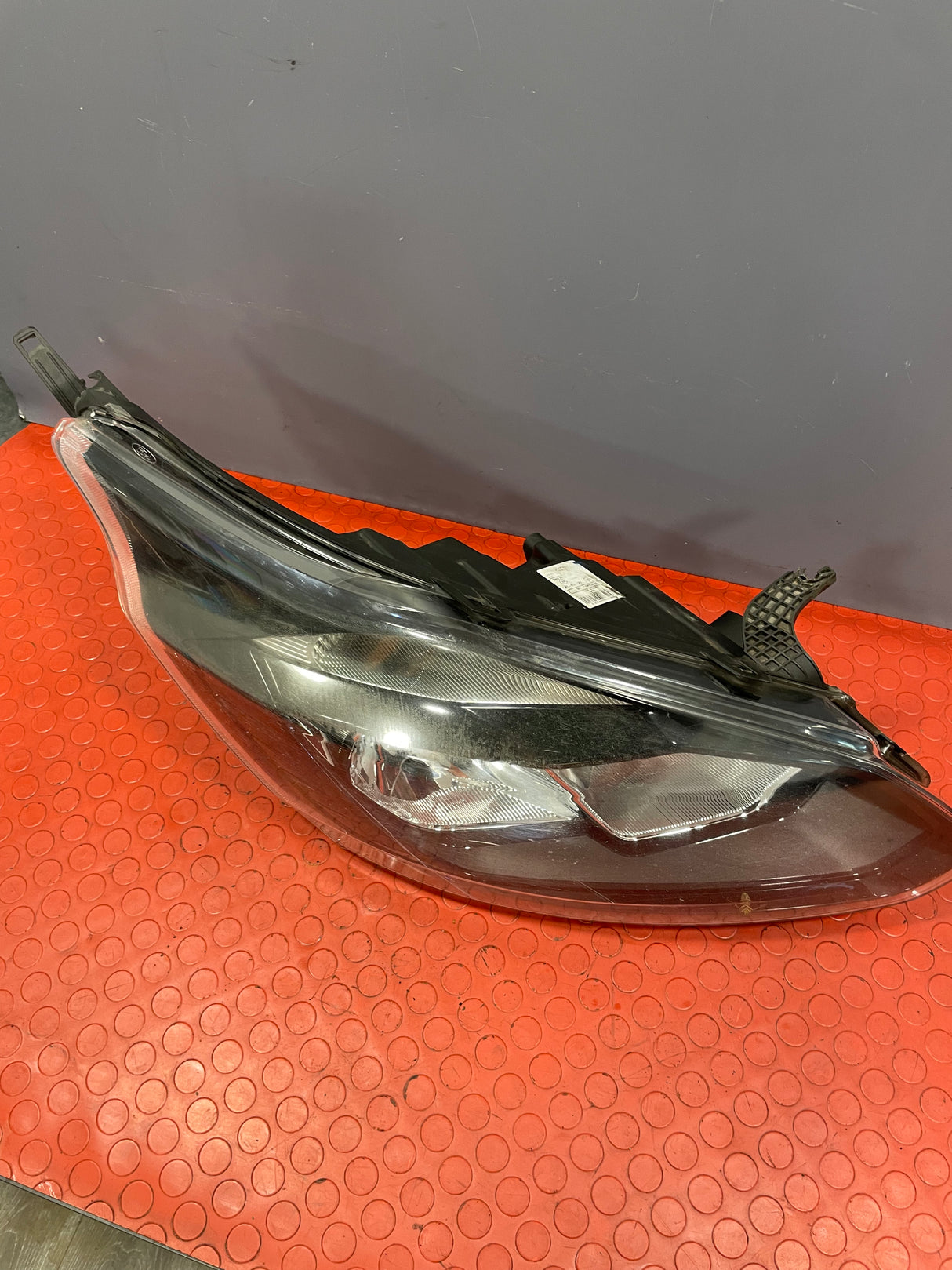 Ford Transit Custom HEADLIGHT ASSEMBLY Driver's Side Black Interior 2013-2016 P/N BK2113W029AG