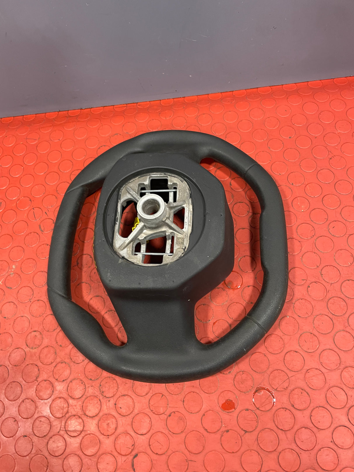 Peugeot Partner/Citroen Berlingo STEERING WHEEL 2019-2024 P/N 98171149ZD - 1