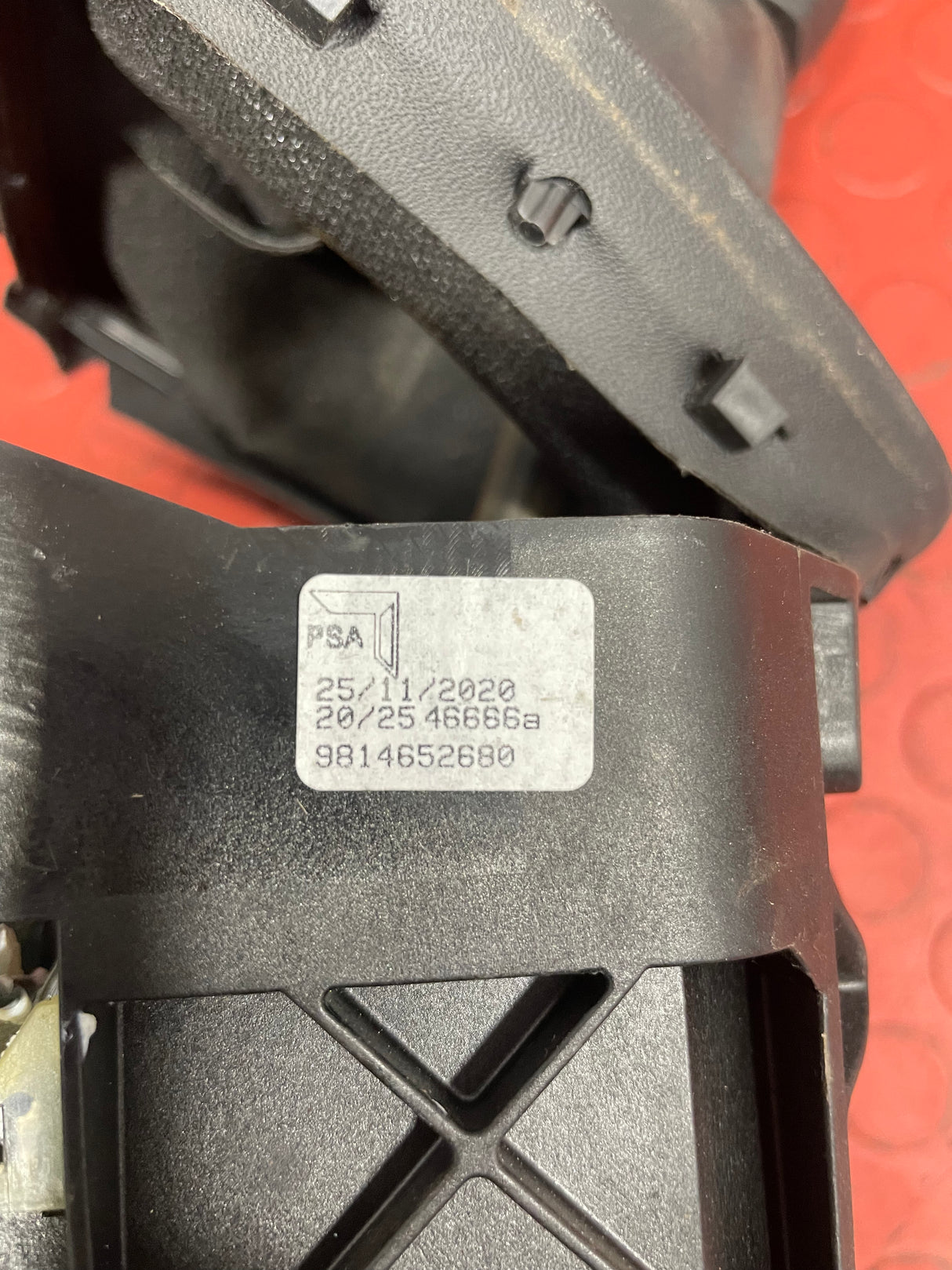 Vauxhall Vivaro/Citroen Dispatch/Peugeot Expert/Toyota Proace/Fiat Scudo GEAR SELECTOR 2019-2024 P/N 9814652680