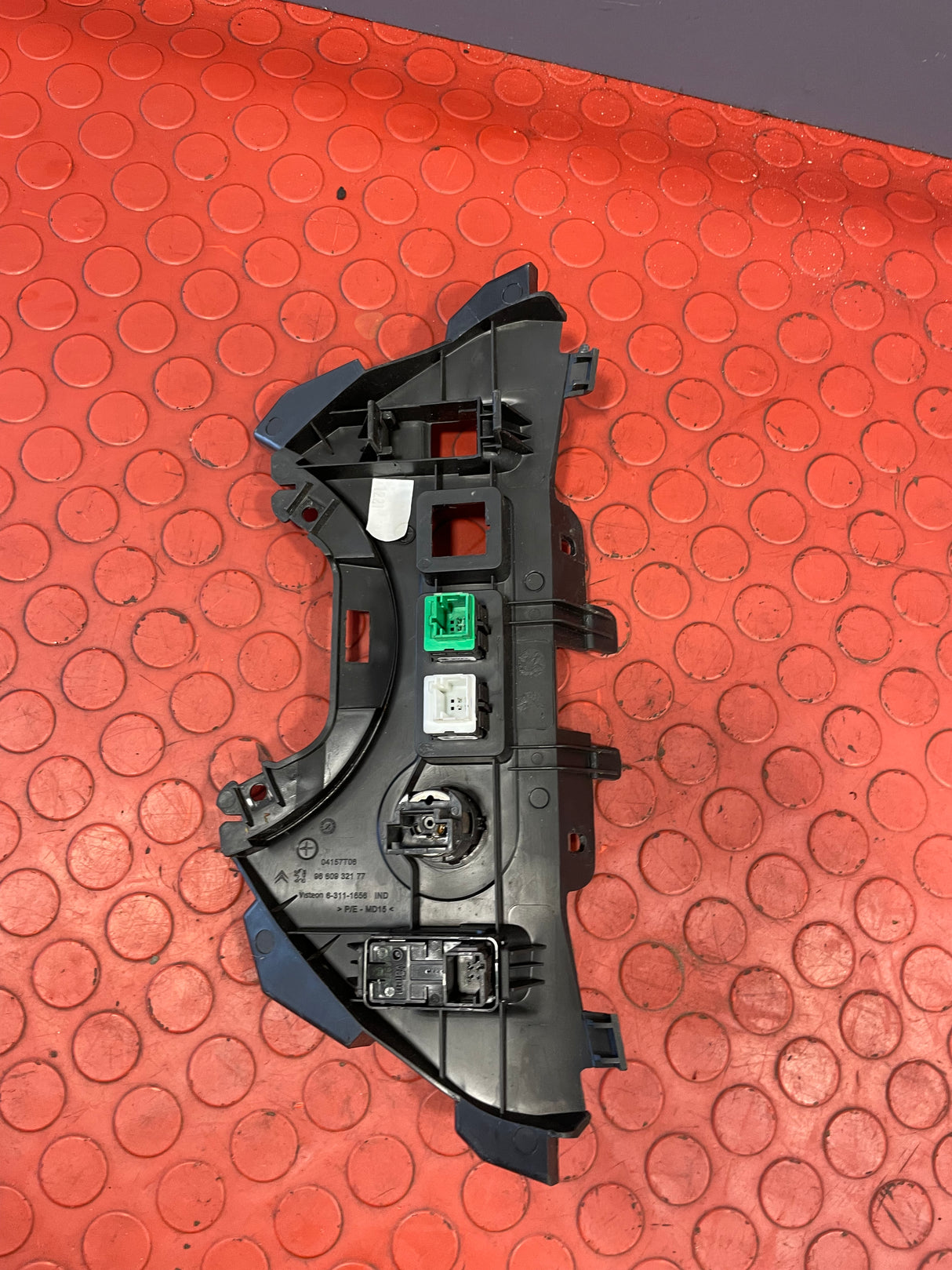 Citroen Berlingo/Peugeot Partner WINDOW SWITCH/LOCKING CONTROL PANEL (incomplete button) 2008-2018 P/N 9680932177 - 2