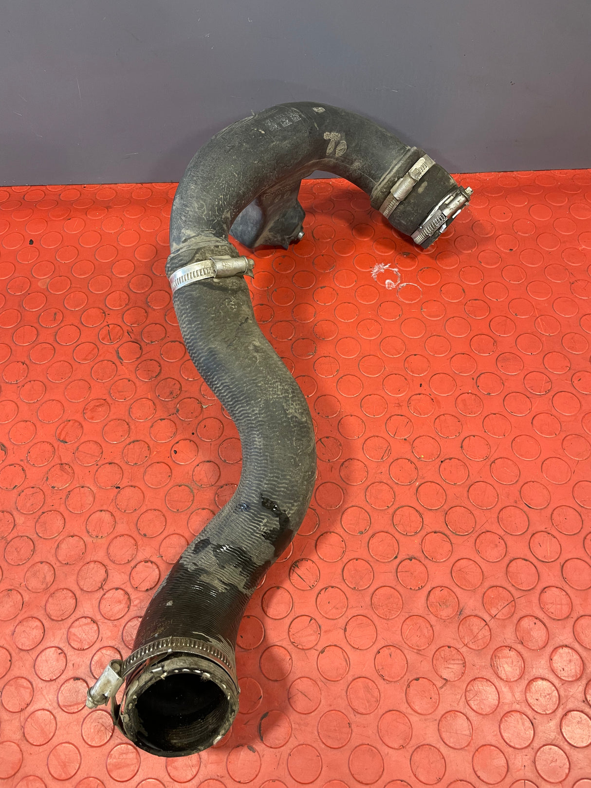 Ford Transit Custom INTERCOOLER HOSE/PIPE RUBBER & PLASTIC 2.0 2016-2023 P/N KK216F073BC