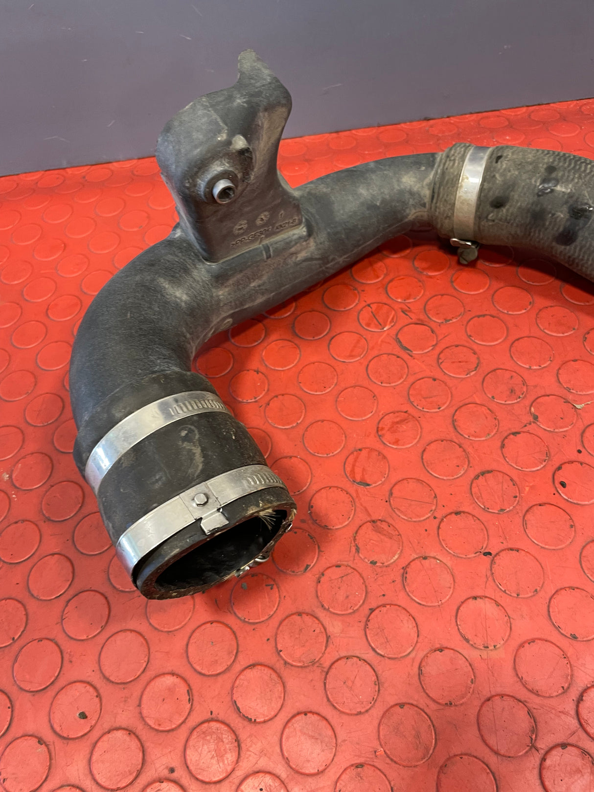 Ford Transit Custom INTERCOOLER HOSE/PIPE RUBBER & PLASTIC 2.0 2016-2023 P/N KK216F073BC