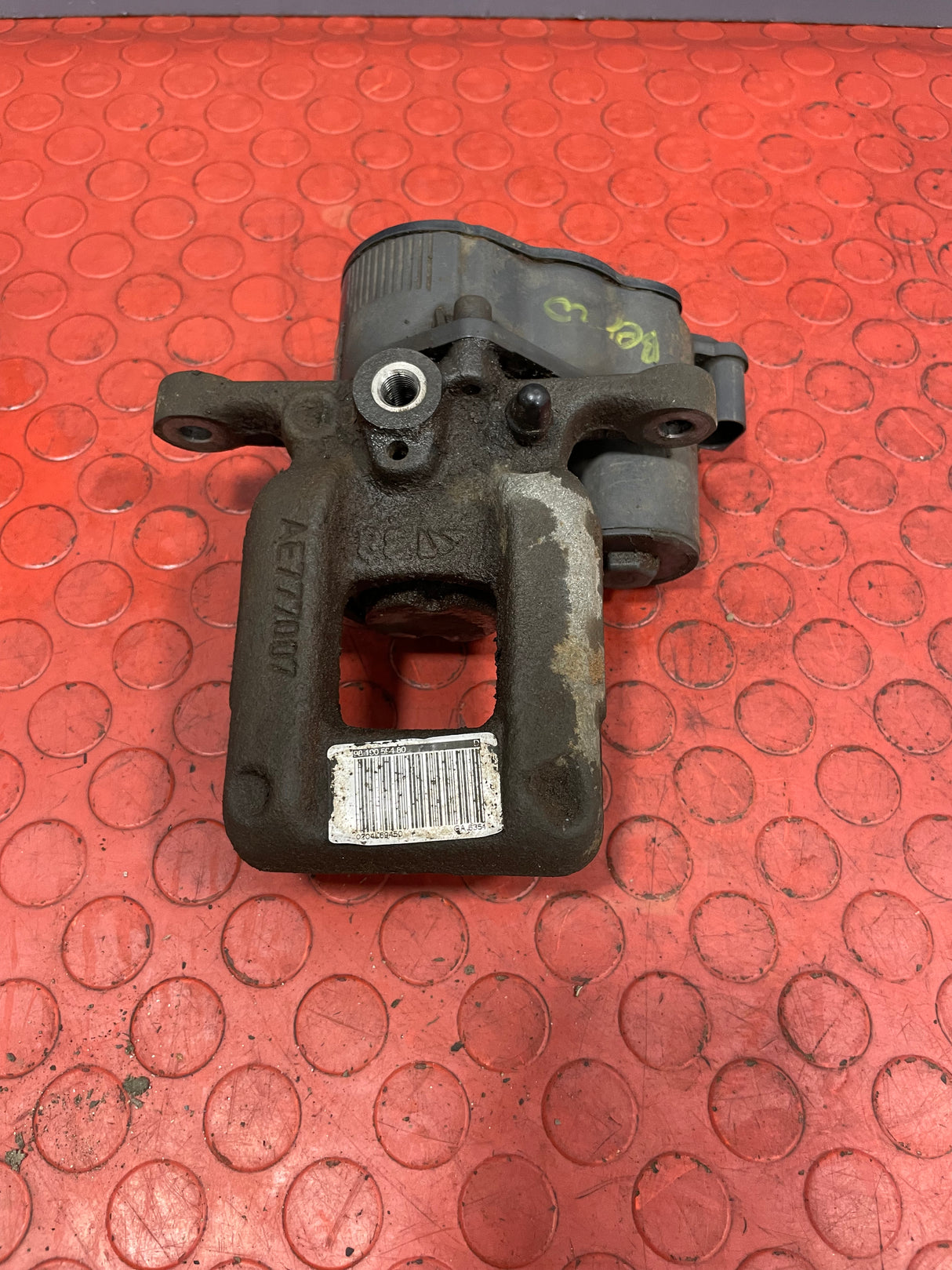 Citroen Berlingo/Peugeot Partner/Vauxhall Combo/Toyota Proace City REAR BRAKE CALIPER (2Pin) Driver's Side 2019-2024 1.5 P/N 9819059480