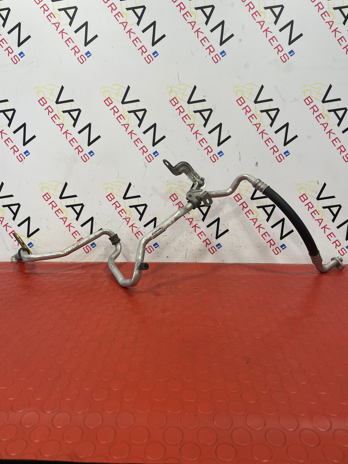 Vauxhall Vivaro  AIR CONDITIONING PIPE  2015-2019 1.6D  P/N 924804190R