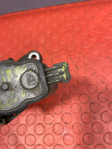 Citroen Berlingo/Peugeot Partner/Vauxhall Combo/Toyota Proace City REAR BRAKE CALIPER (Electric Socket Crack Repaired/2Pin) Passenger's Side 2019-2024 1.5 P/N 9819059380