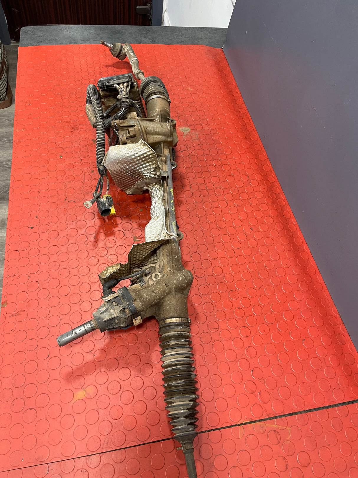 Citroen Berlingo/Peugeot Partner/Vauxhall Combo/Toyota Proace City COMPLETE POWER STEERING RACK 1.5 2019-2024 P/N 9824390580 / 6820000302