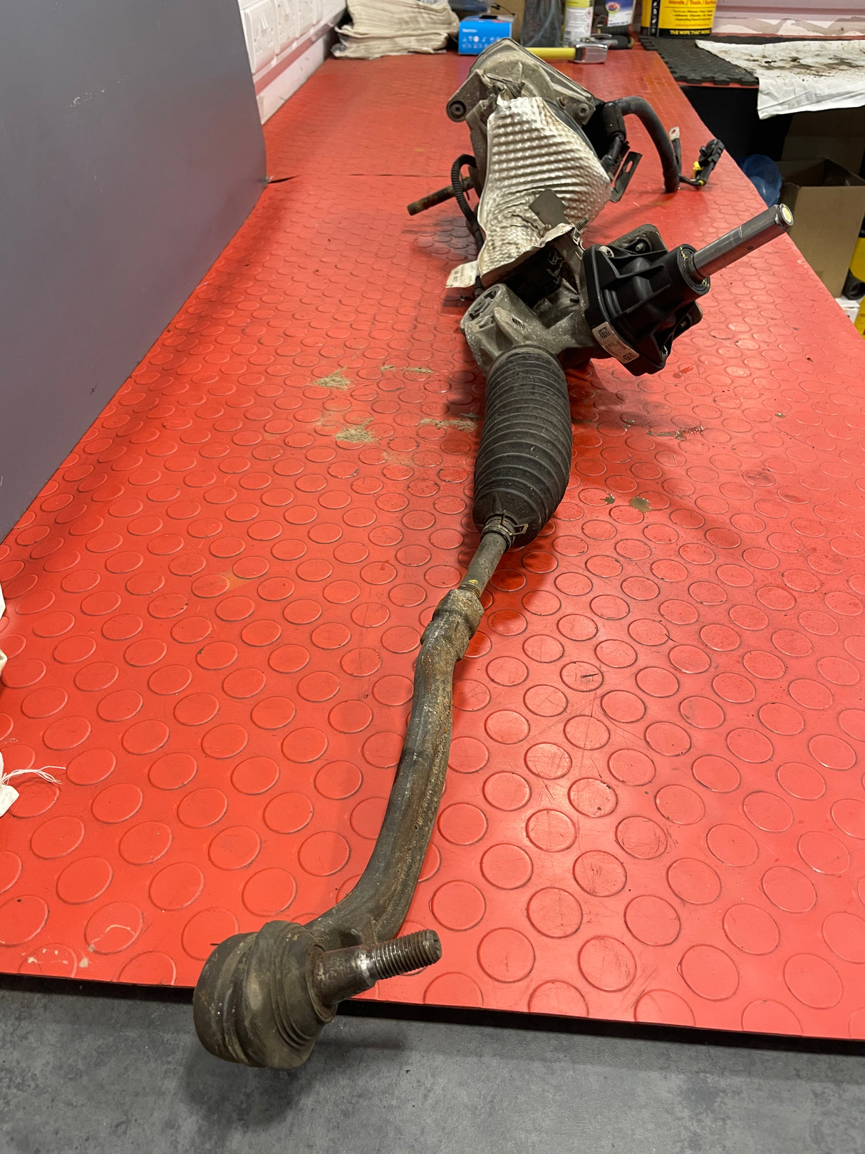 Citroen Berlingo/Peugeot Partner/Vauxhall Combo/Toyota Proace City COMPLETE POWER STEERING RACK 1.5 2019-2024 P/N 9824390580 - 1 / 6820000302