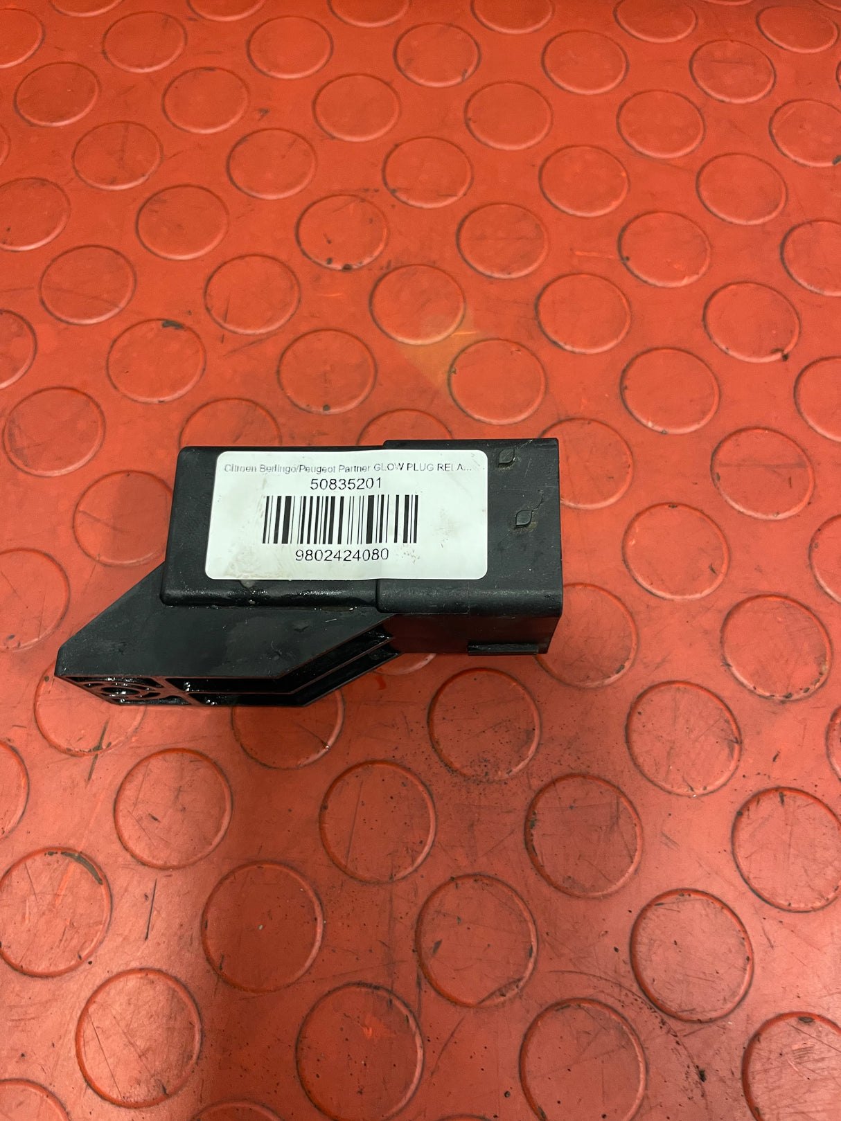 Citroen Berlingo/Peugeot Partner GLOW PLUG RELAY (8Pin) 2011-2018 P/N 9802424080