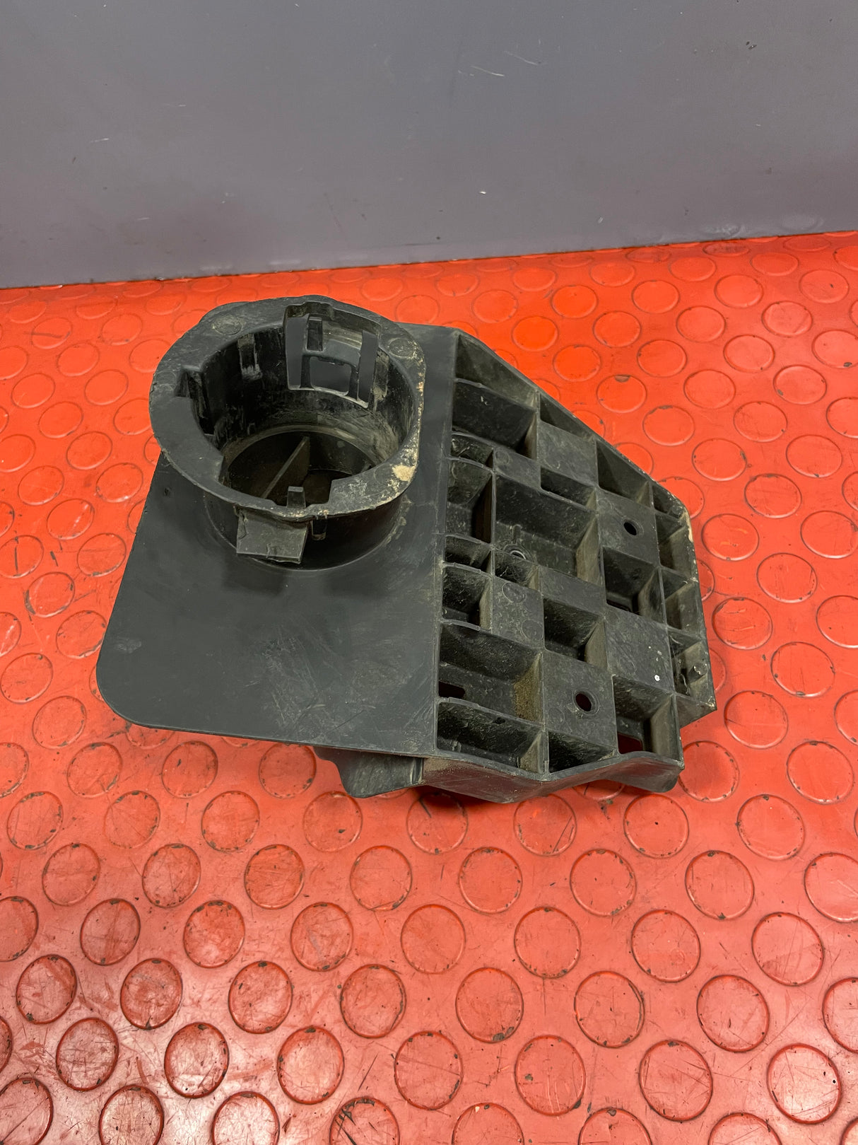 Citroen Berlingo/Peugeot Partner AIR INTAKE PIPE BRACKET 1.6 HDI 2008-2018 P/N 9685952880