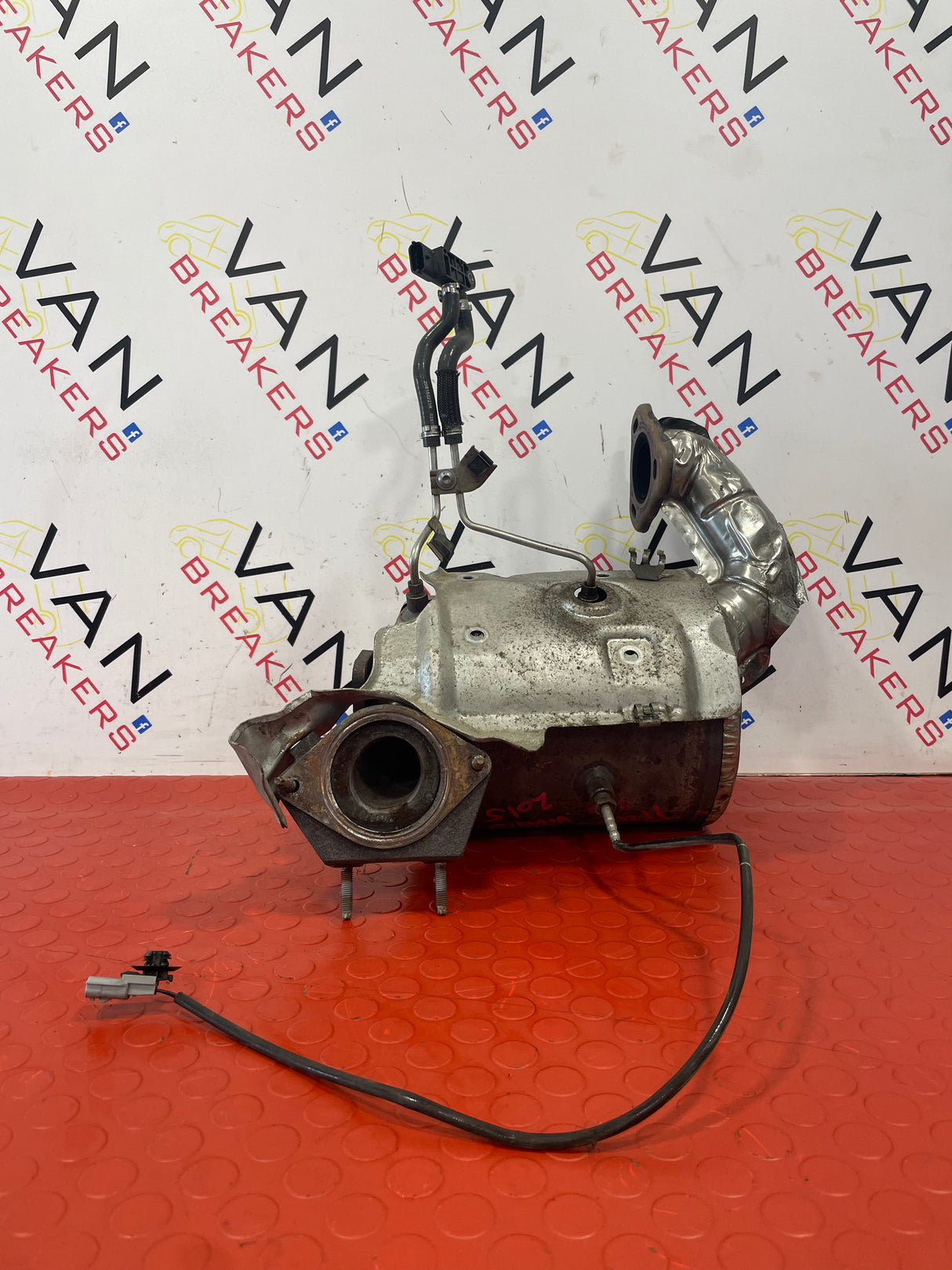 Renault Trafic/ Vauxhall Vivaro 1.6 CATALYTIC CONVERTER DPF 2014-2017 P/N 1057582X