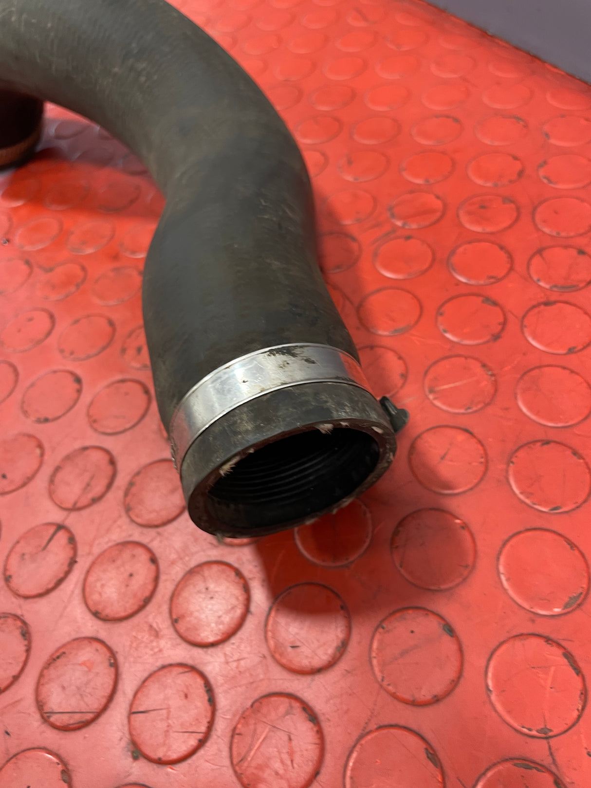 Ford Transit MK8 AIR INTERCOOLER PIPE HOSE 2.0 2018-2022 P/N GK216F073AC - 1