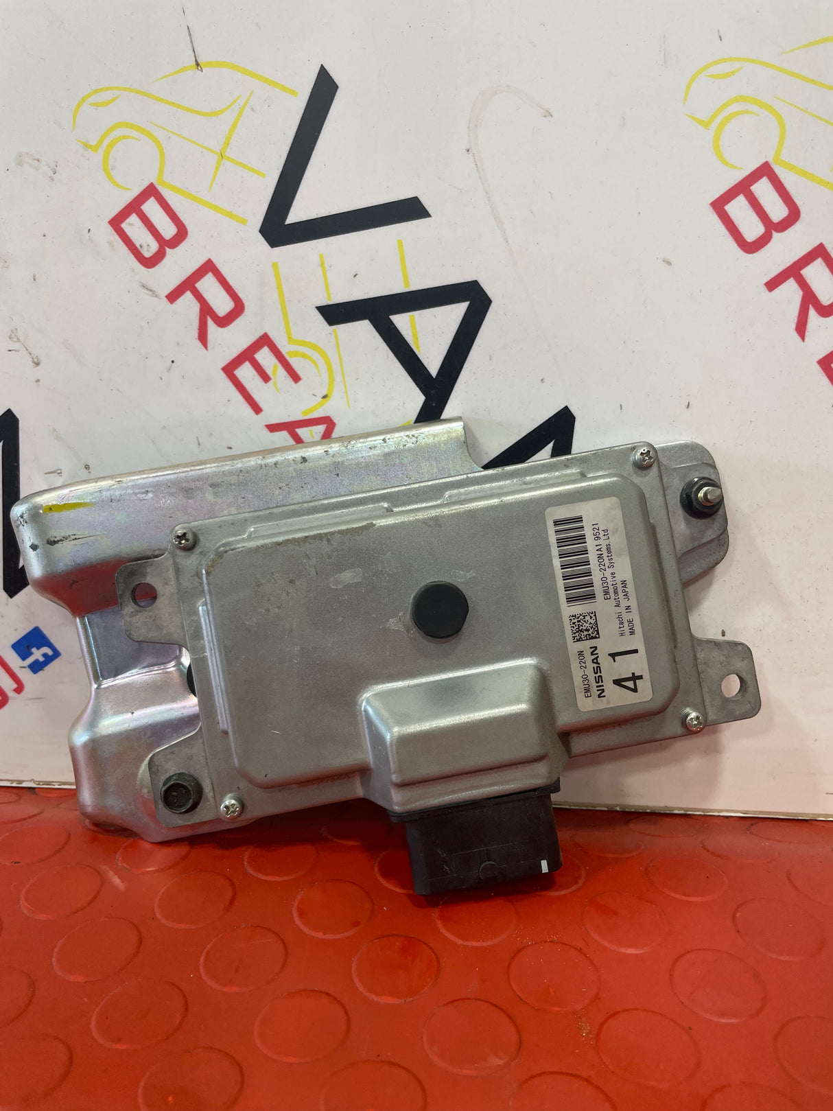 Nissan Navara 2.3 ECU MODULE 2018 P/N EMU30220NA1