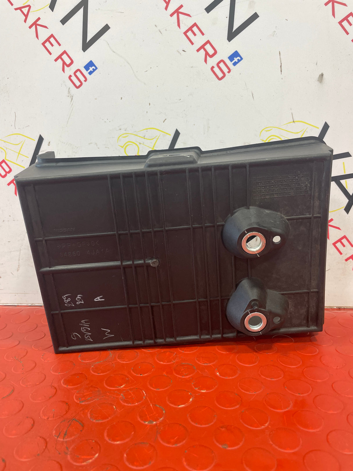 Nissan Navara BATTERY HOLDER 2015 P/N 648604JA1A