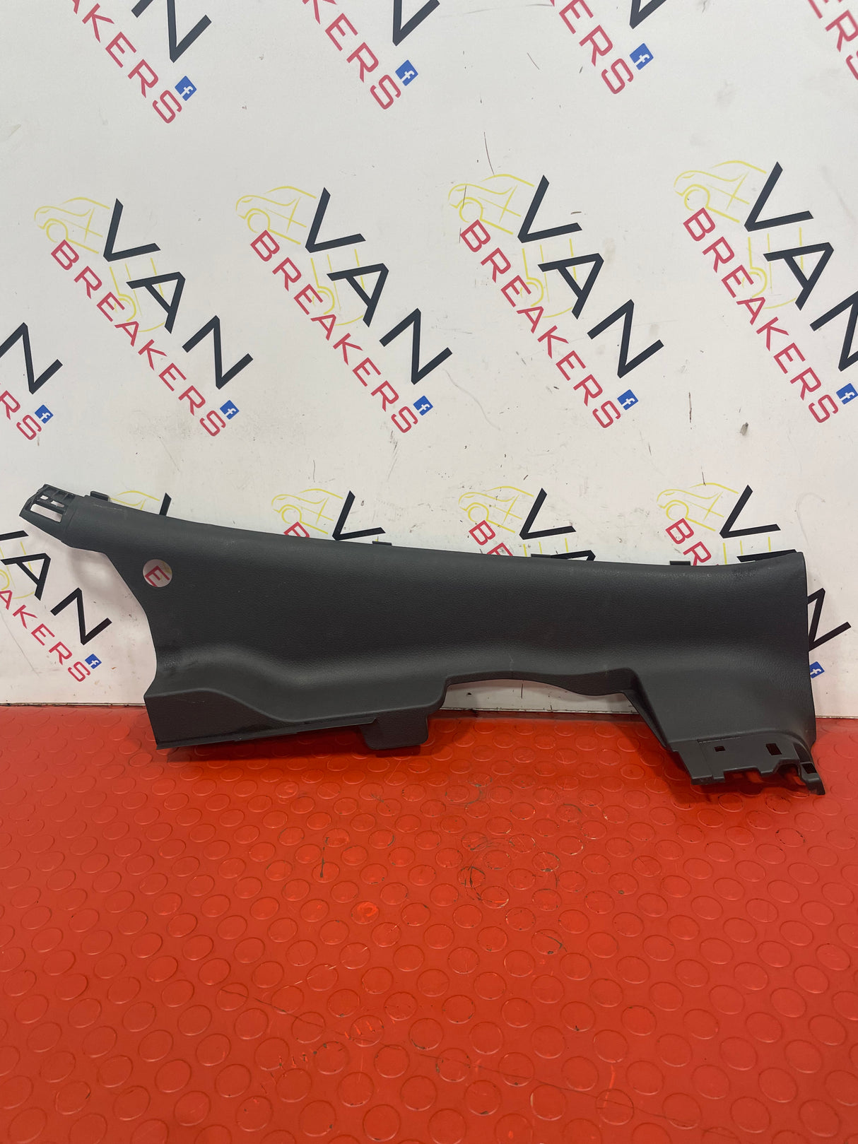 Nissan Navara D/S PILLAR TRIM 2015-2024 P/N 769384KJ2A