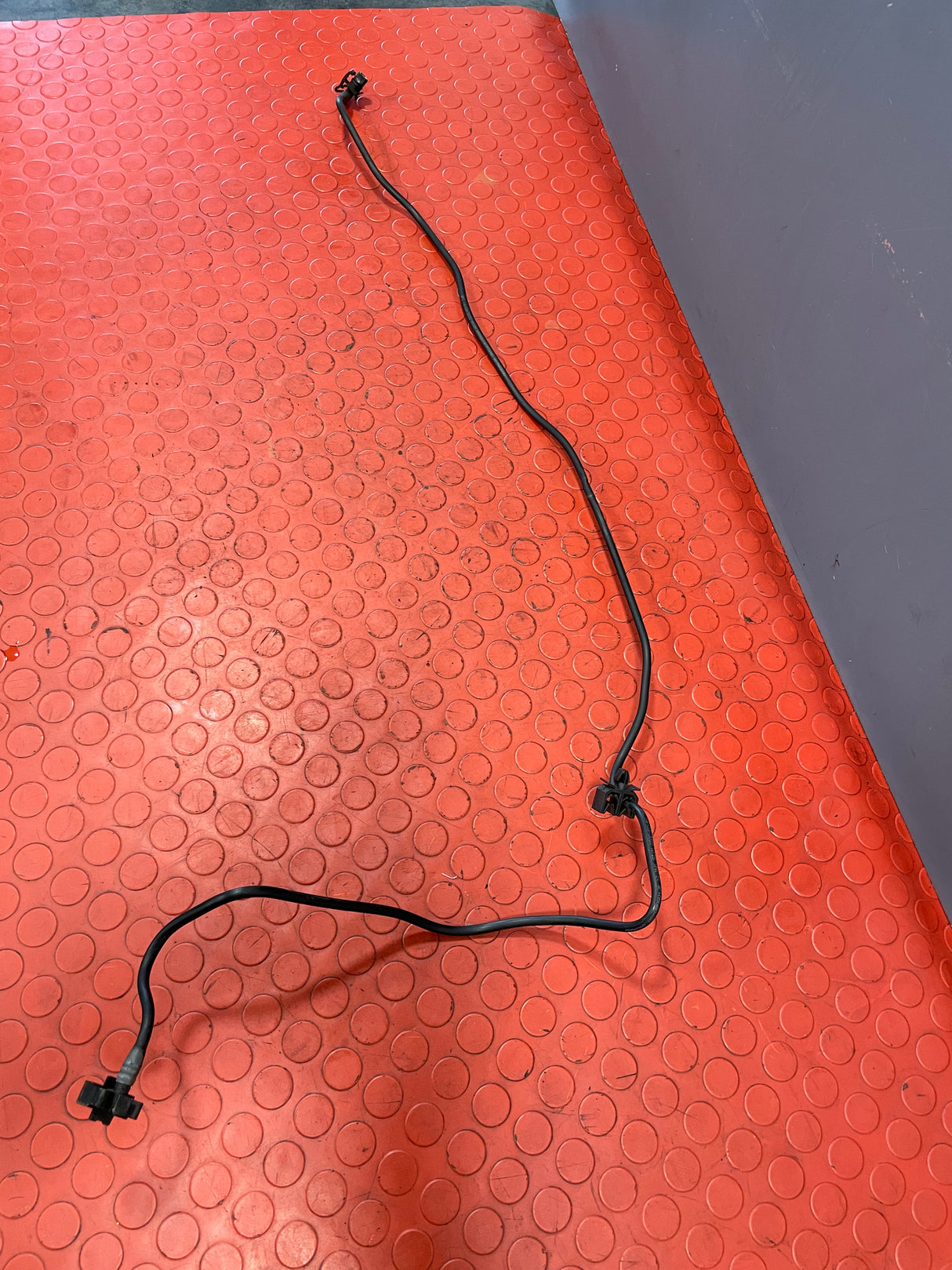 Vauxhall Vivaro/Citroen Dispatch/Peugeot Expert/Toyota Proace/Fiat Scudo  EXPANSION BOTTLE PIPE NO. 5 P/N 9818468680