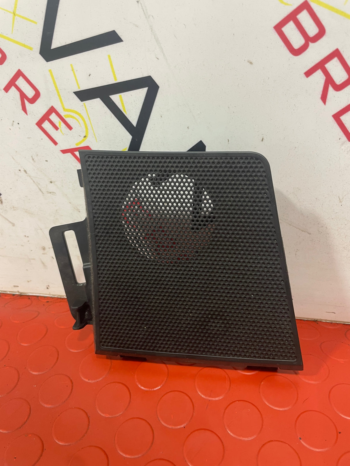 Nissan Navara D/S SIDE SPEAKER COVER 2015-2024 P/N 281764KJ0A