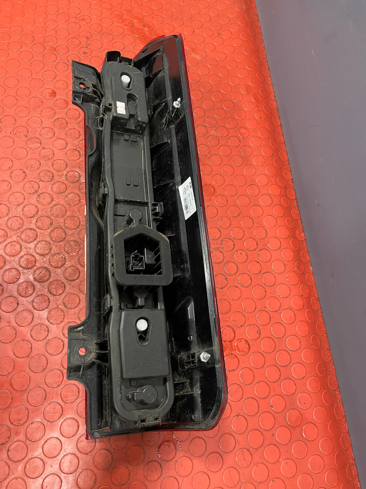 Ford Transit TAILLIGHT Mk8 (Slight Lense Damage) Passenger's Side 2016-2023 P/N BK3113405AG