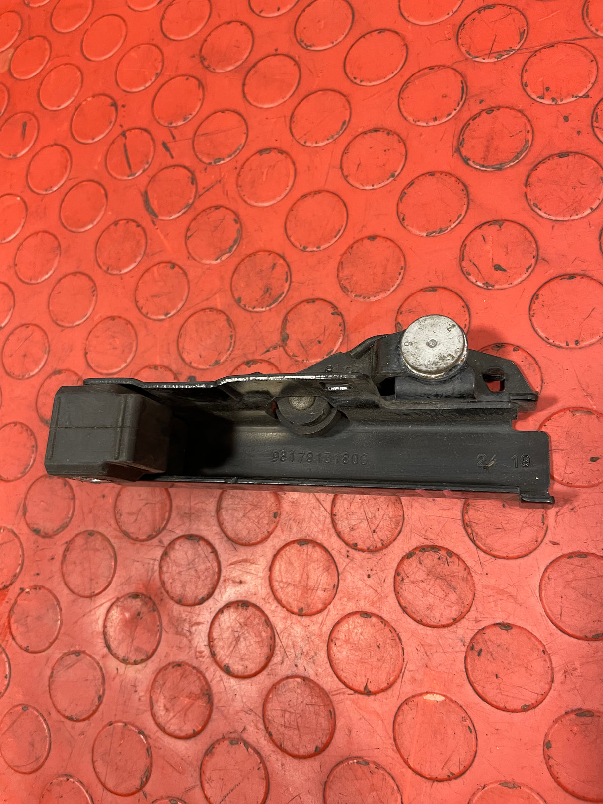 Citroen Berlingo/Peugeot Partner/Vauxhall Combo/Toyota ProAce City SLIDING DOOR RAIL passenger's Side P/N 9817813180