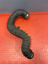 Vauxhall Vivaro/Renault Trafic/Nissan Primastar TURBO AIR INDUCTION PIPE 2.0 2001-2014 P/N 8200607746