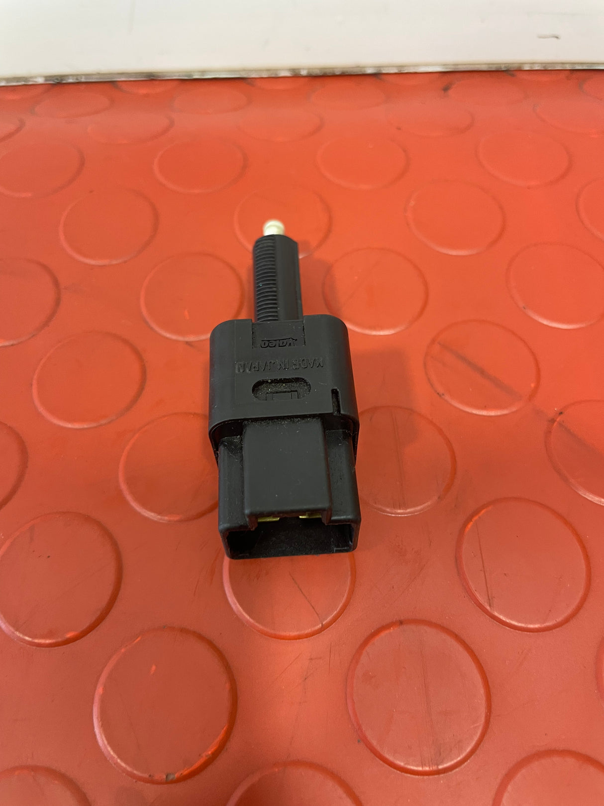 Nissan Navara BRAKE LIGHT SWITCH 2015-2024 P/N ADN11454