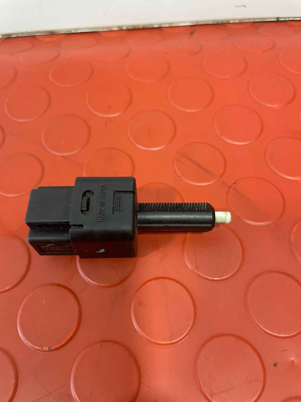 Nissan Navara BRAKE LIGHT SWITCH 2015-2024 P/N ADN11454
