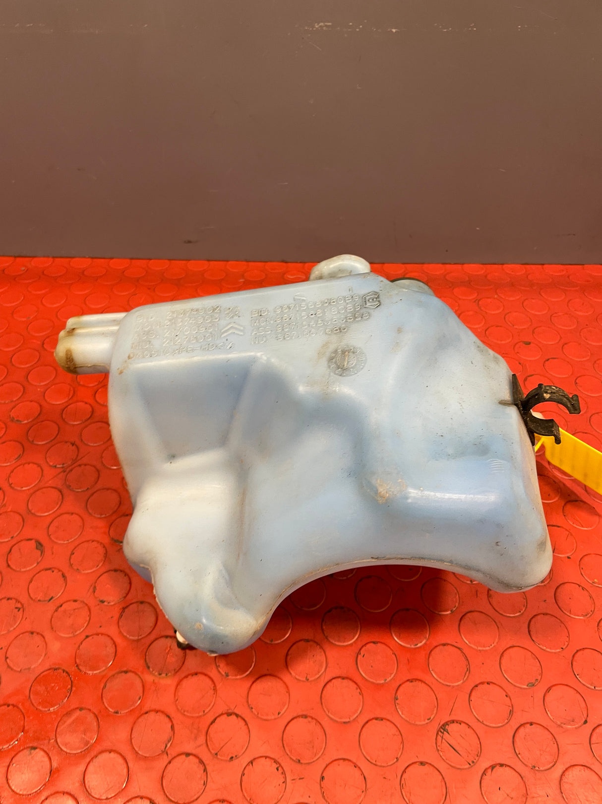 Citroen Berlingo/Peugeot Partner WINDSCREEN WASHER BOTTLE (with Pump) 2008-2018 P/N 9671567680-2