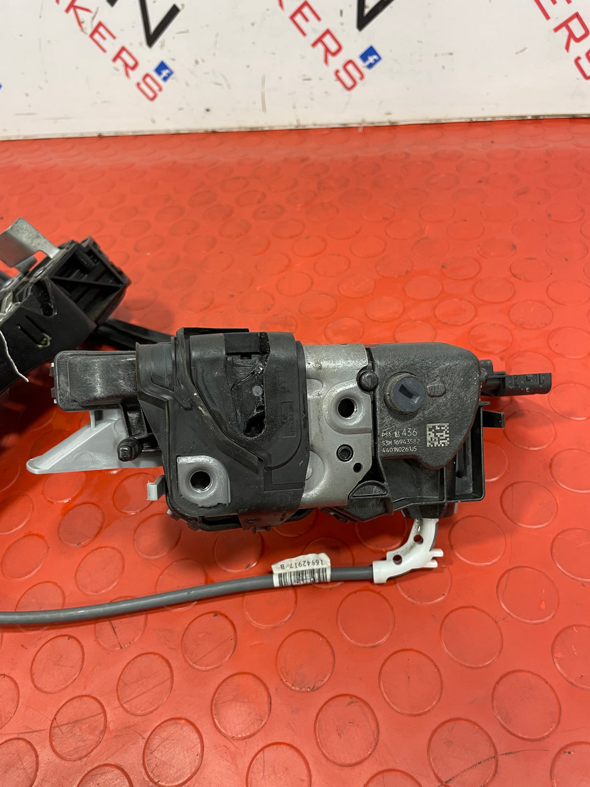 Citroen Berlingo Peugeot Partner FRONT PASSENGER SIDE DOOR LOCK 2022 P/N PSA163436