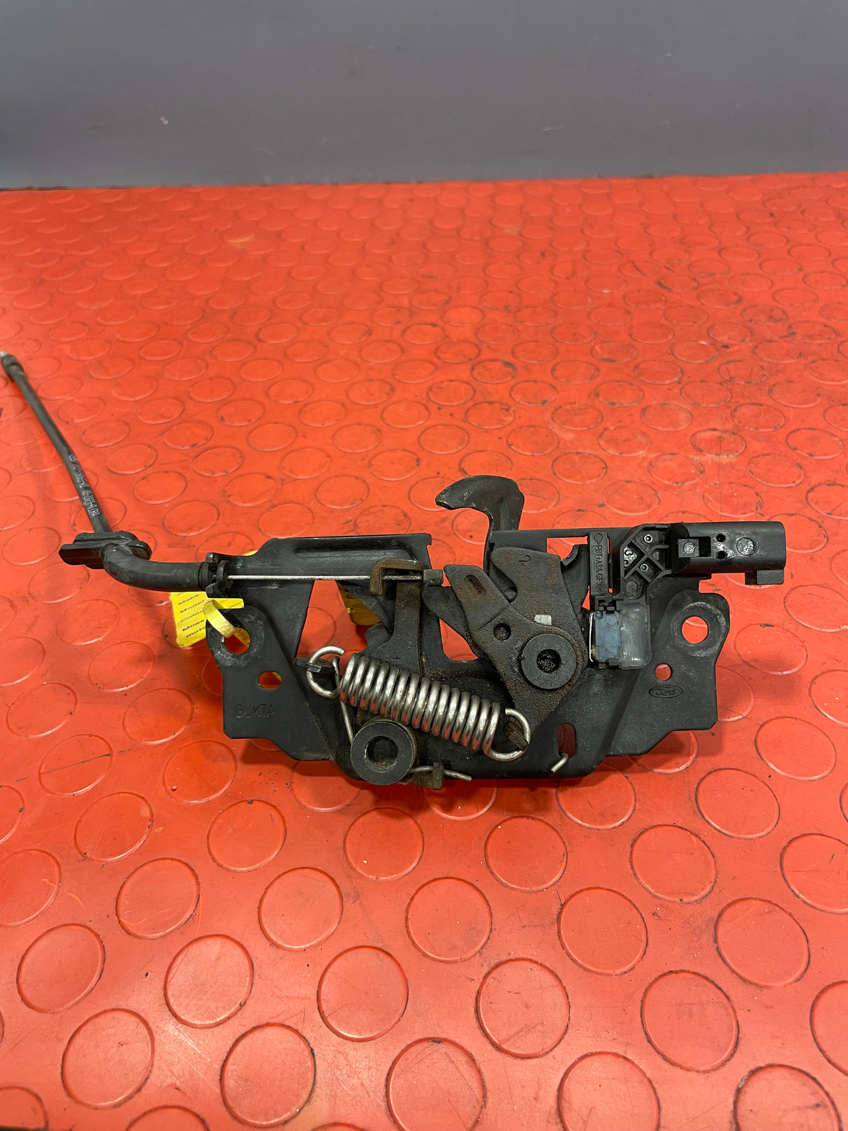 Ford Transit Custom BONNET LATCH MECHANISM & CABLE 2016-2023 (cut in the lever-see photos please) P/N JK2116A665AD / JK2116D662AA