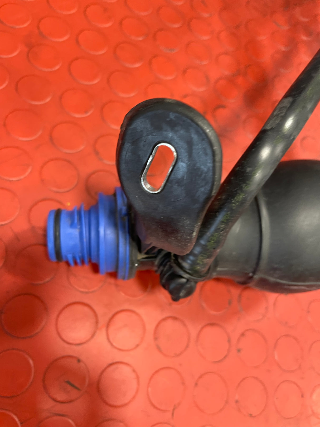 Citroen Berlingo/Peugeot Partner/Vauxhall Combo/Toyota Proace City ADBLUE FILLER PIPE (No filler cap) 2019-2023 P/N 9815705980 - 3