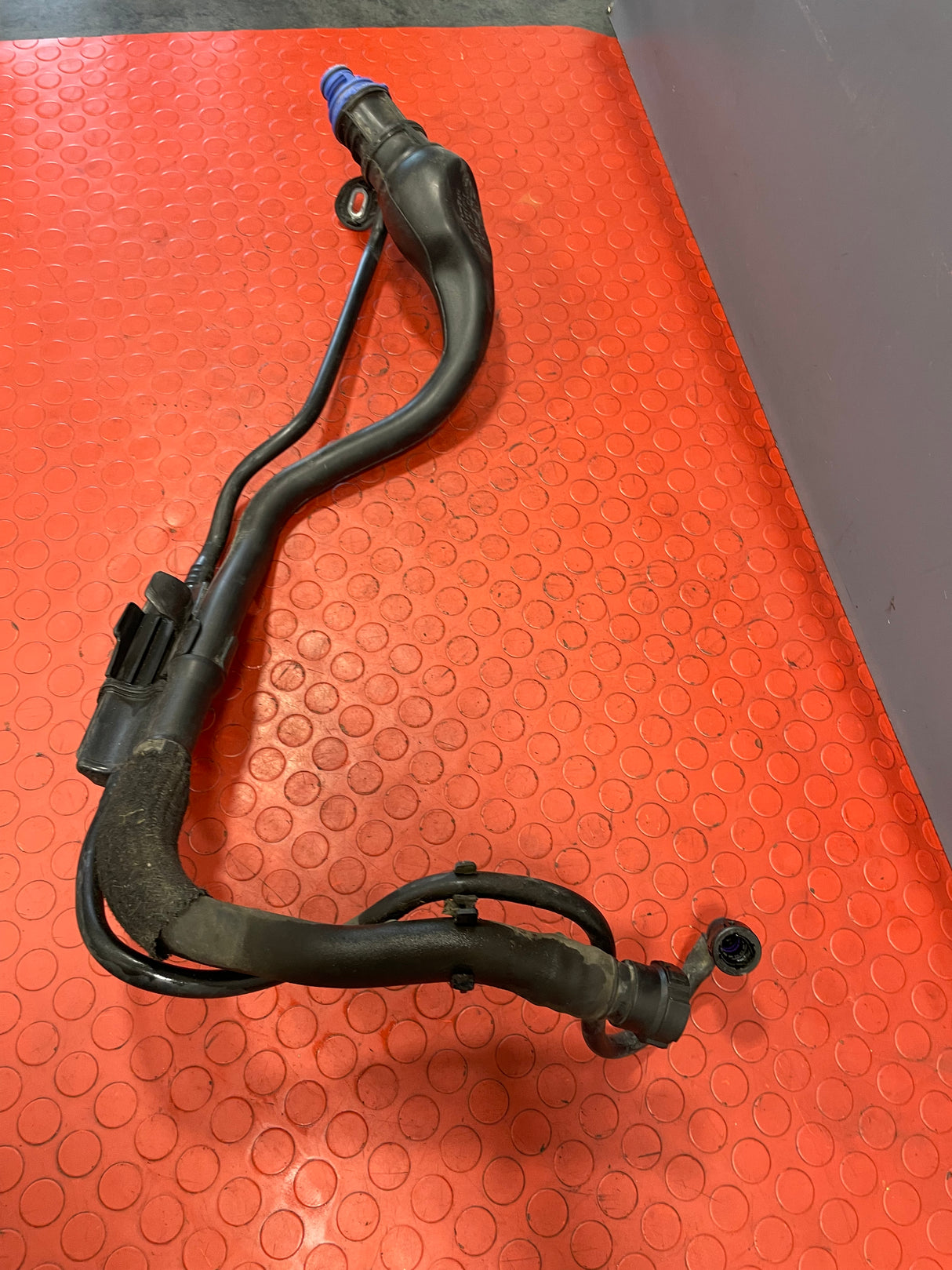 Citroen Berlingo/Peugeot Partner/Vauxhall Combo/Toyota Proace City ADBLUE FILLER PIPE (No filler cap) 2019-2023 P/N 9815705980 - 3