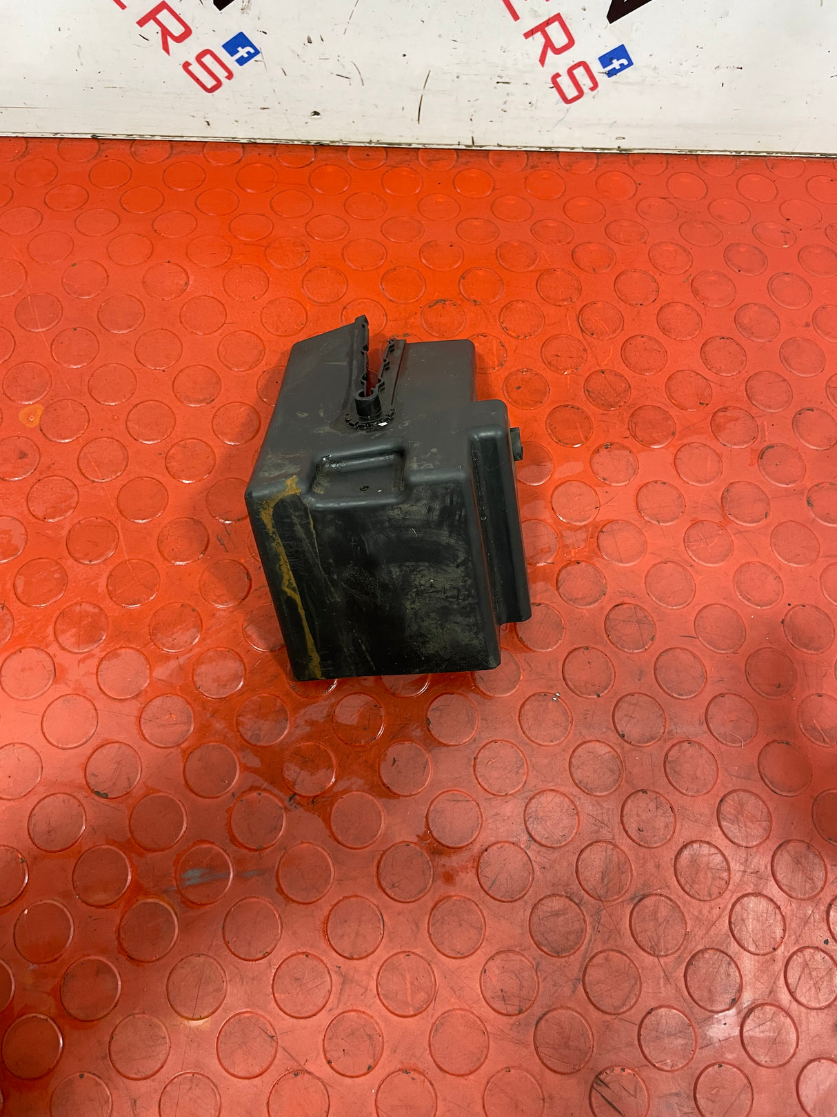 Citroen Berlingo Peugeot Partner ABS PUMP COVER 2008-2018 P/N 9674380480