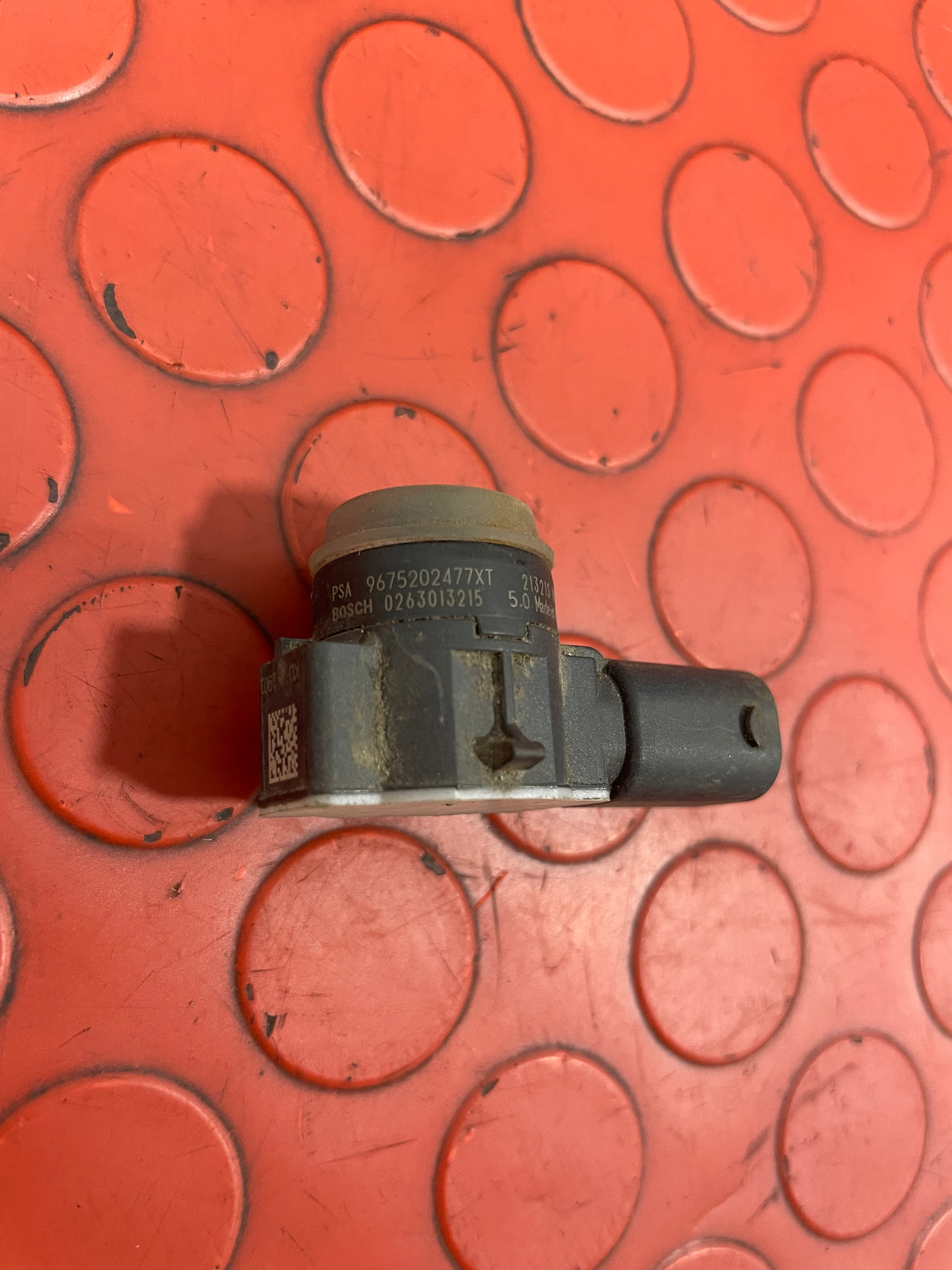 Peugeot Expert/Citroen Dispatch/Vauxhall Vivaro REVERSE PARKING SENSOR 3Pins P/N 9675202477XT