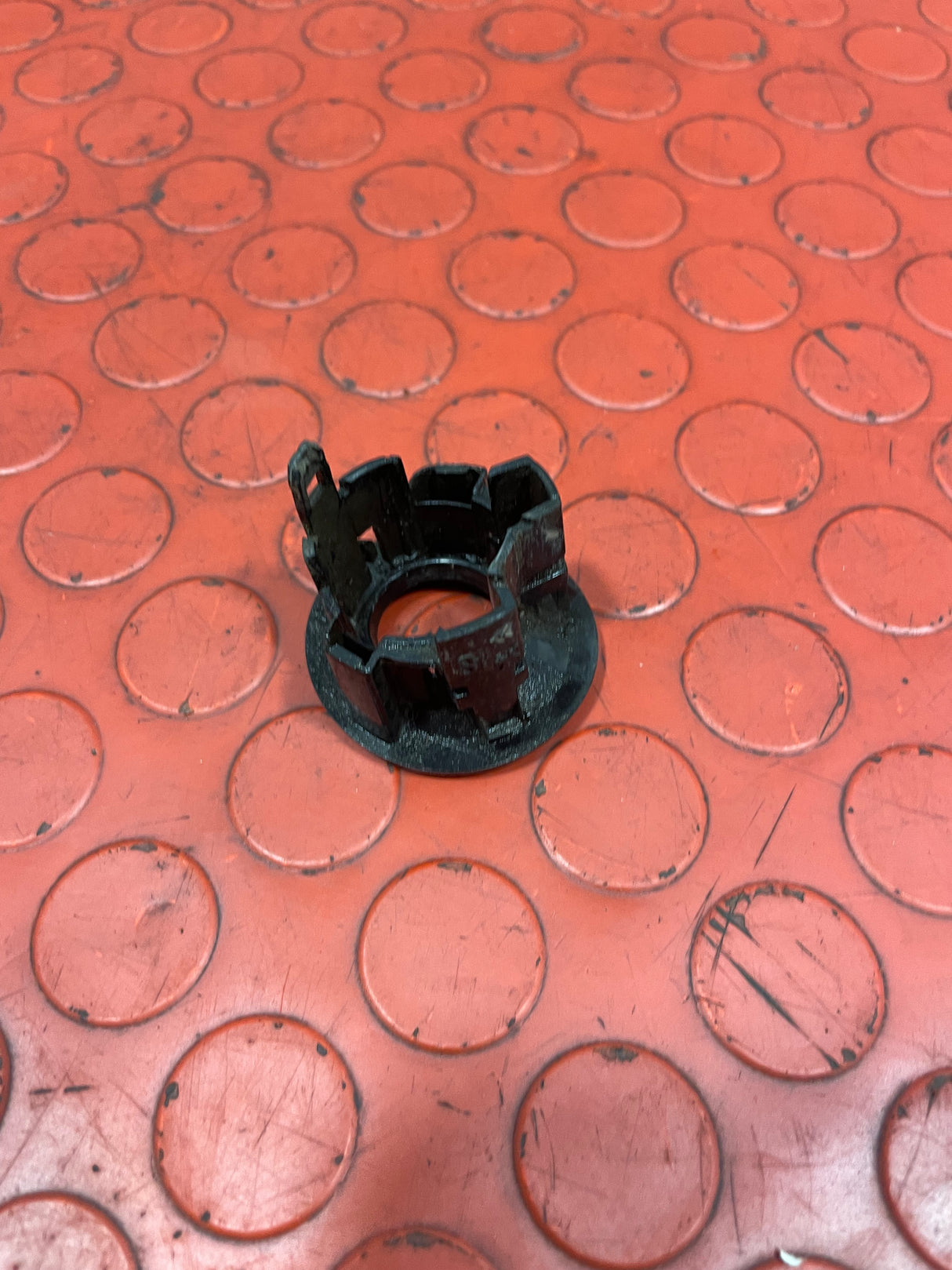 Citroen Berlingo/Peugeot Partner REAR PARKING SENSOR MOUNT P/N 9682341877