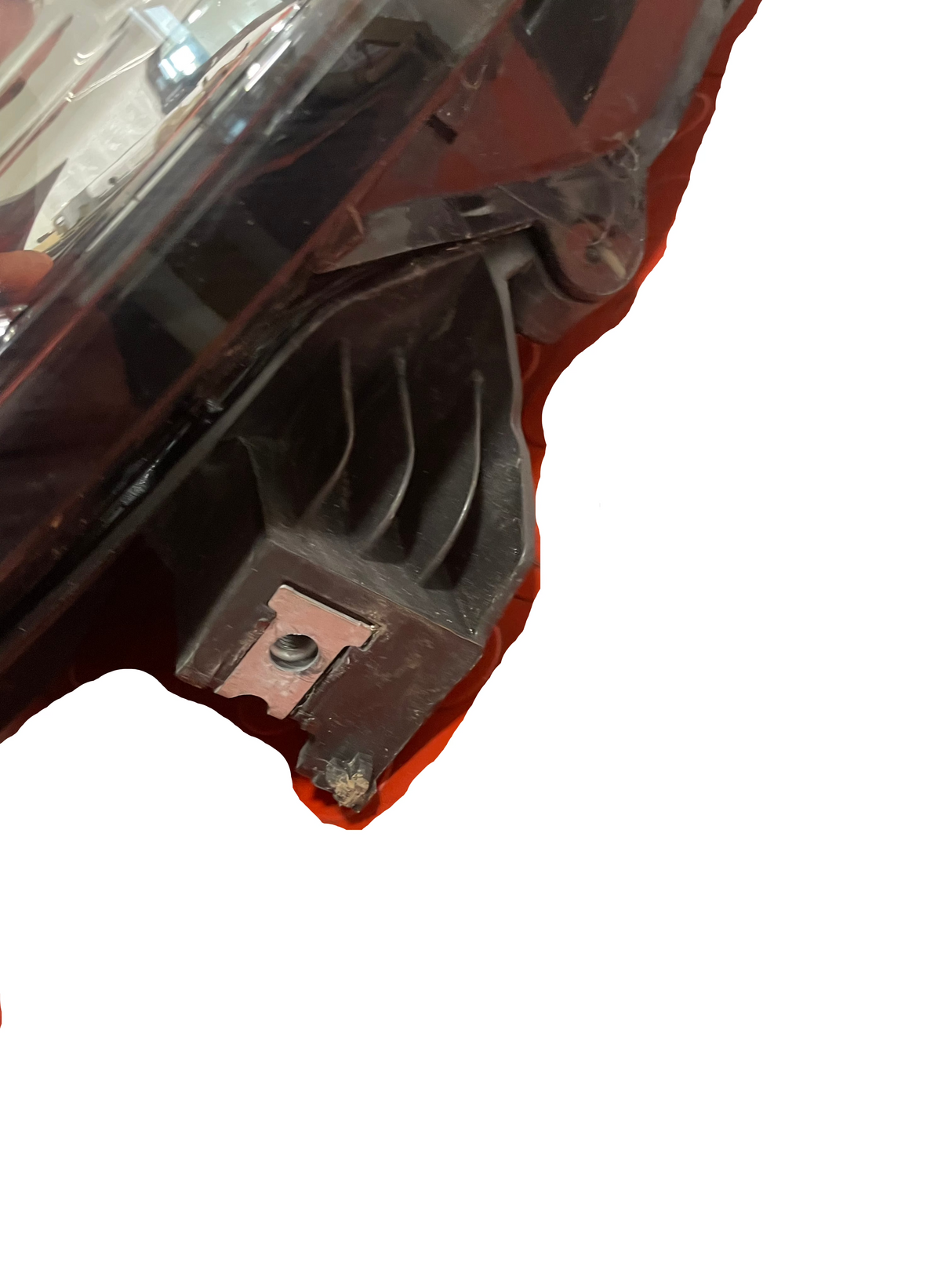 Maxus Deliver 9 2021 DRIVERSIDE HEADLIGHT (DAMAGED CLIPS) P/N C00076962