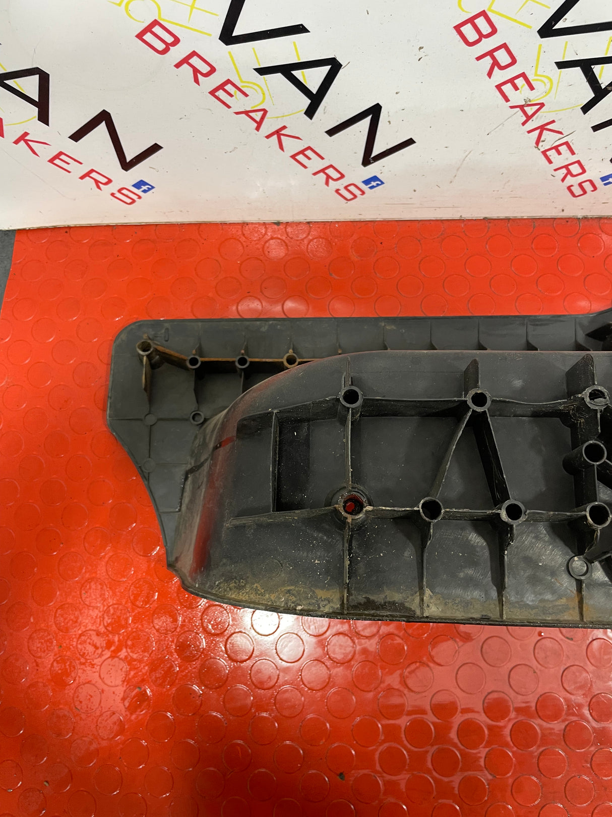 Vauxhall Vivaro/Renault Trafic/NV300 DRIVER SIDE DOOR STEP TRIM 2014/2019 P/N 8200523989