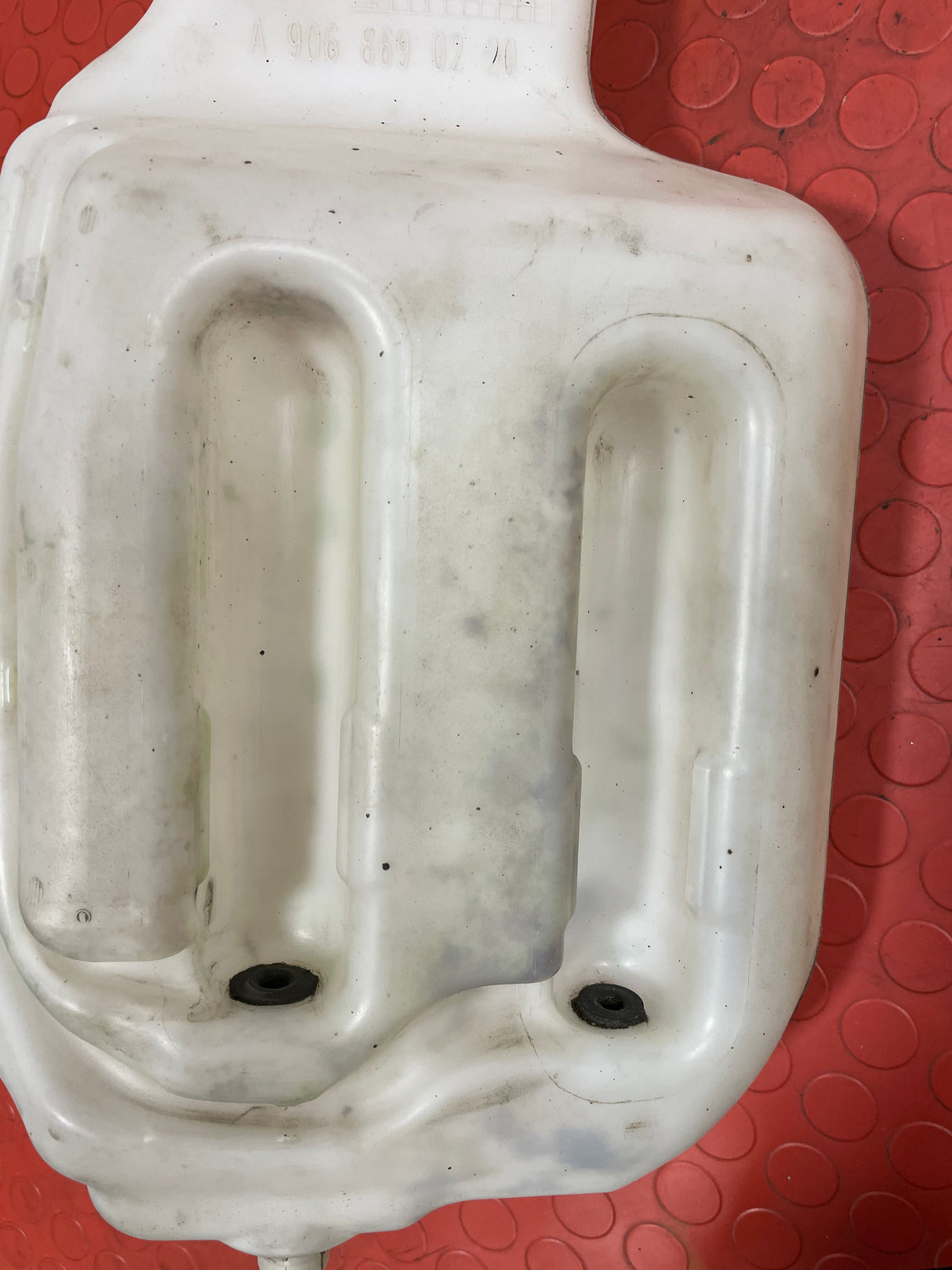 Mercedes Sprinter WASHER BOTTLE (NO PUMP) 2006-2018 P/N A9068690220