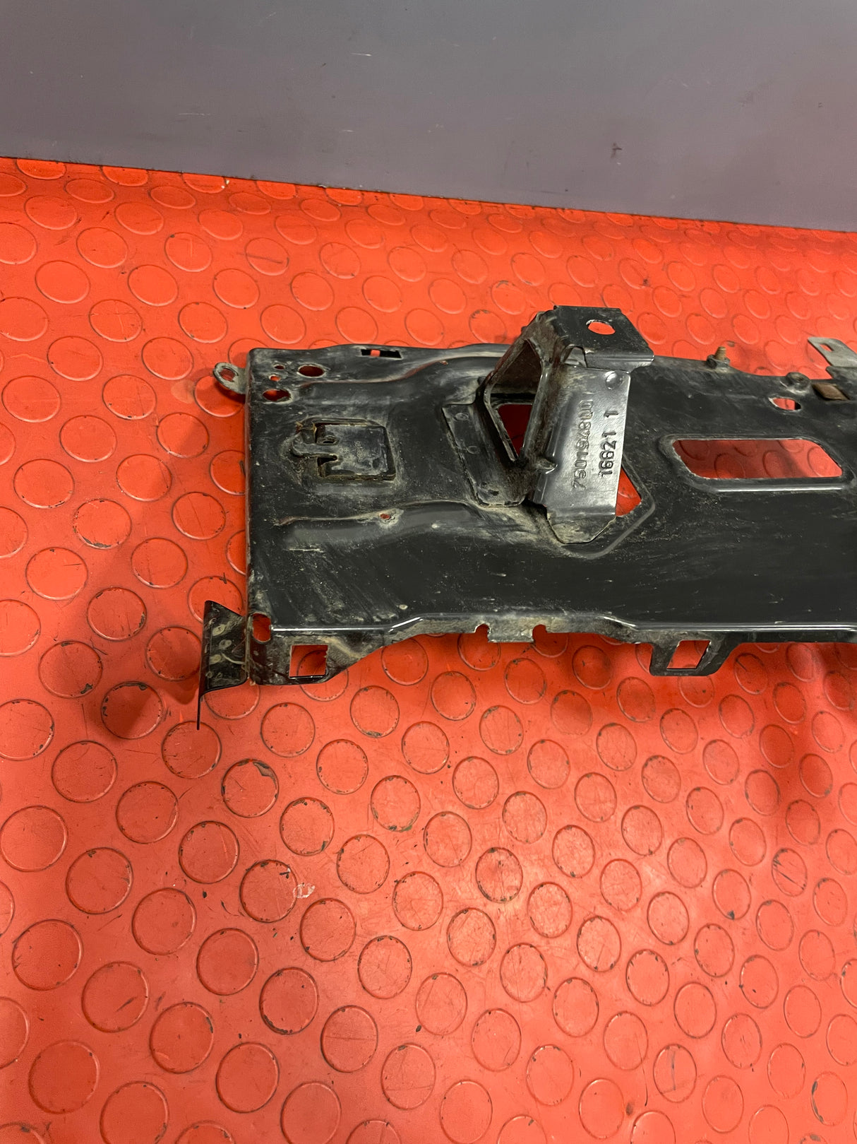 Citroen Berlingo/Peugeot Partner/Vauxhall Combo/Toyota Proace City BATTERY TRAY 2019-2024 P/N 981528858000 - 1