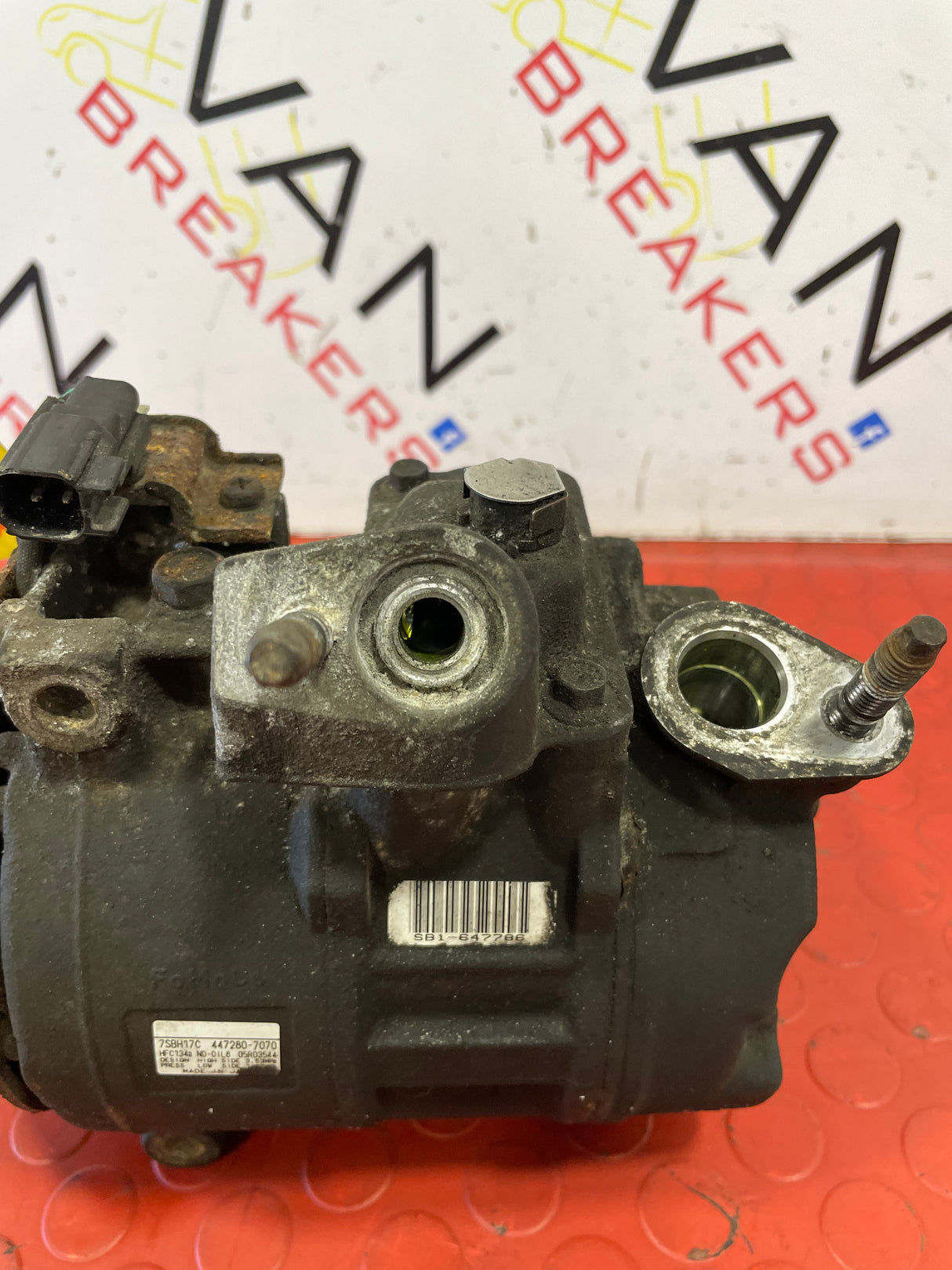 Ford Connect AIR CONDITIONING COMPRESSOR 1.6 2014 P/N 4472807070