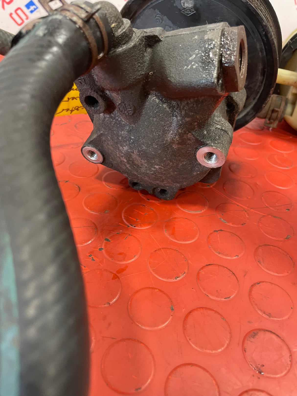 Renault Master POWER STEERING PUMP WITH HOSE AND POWER STEERING FLUID TANK 2.3 2015 P/N 7651955187