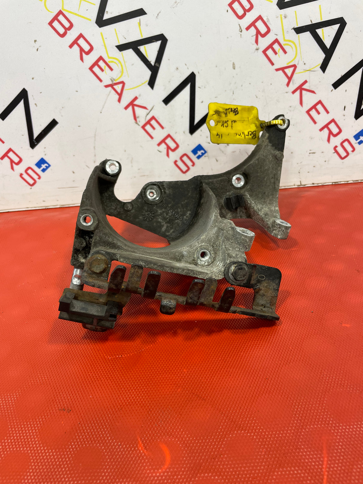 Peugeot Partner,208,308,3008,508/Citroen Berlingo,C4 FUEL PUMP BRACKET 1.6 2014 P/N 9672309580