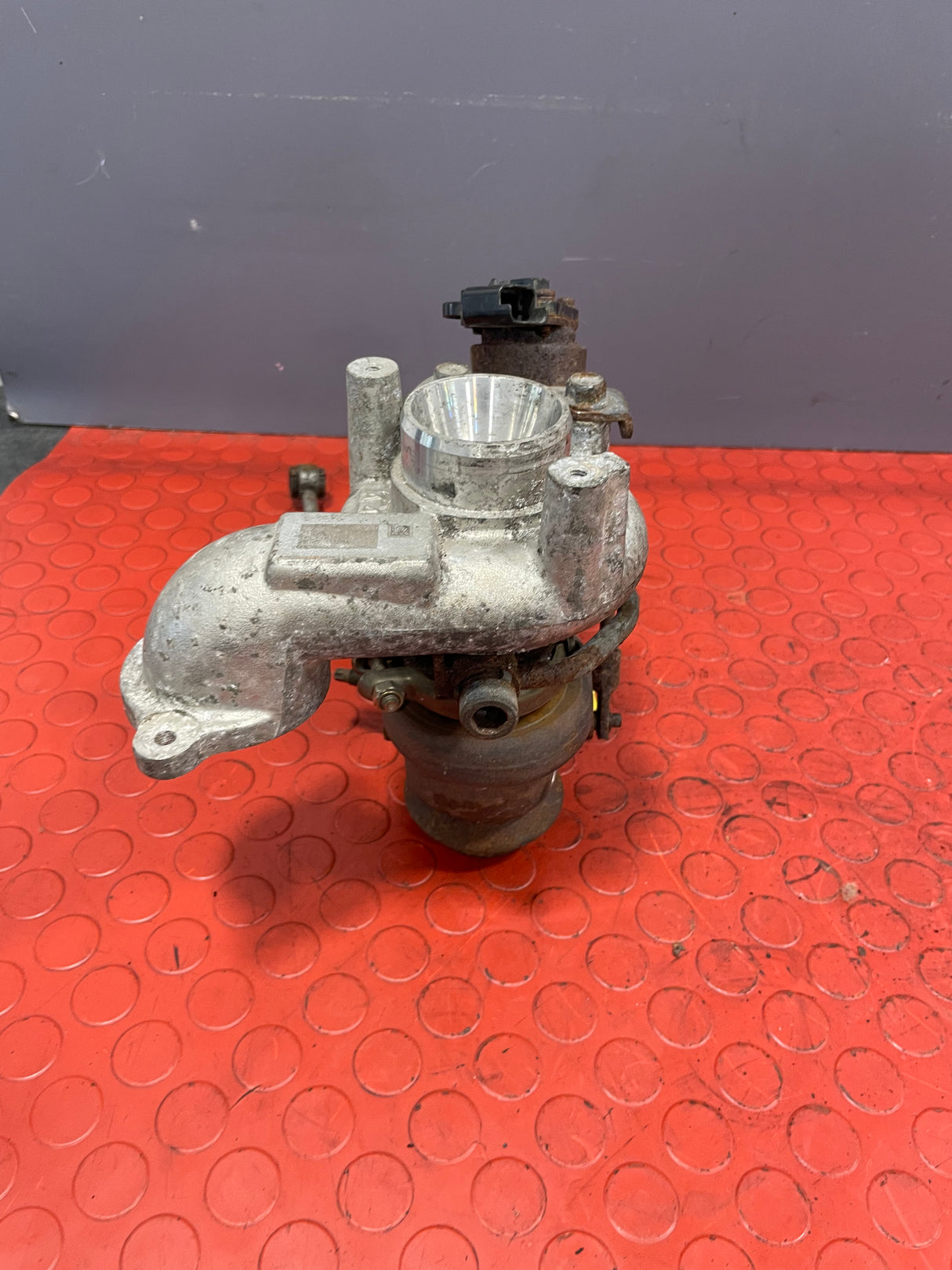 Citroen Berlingo/Peugeot Partner TURBOCHARGER with ACTUATOR (May Require Cleaning) (3 Pin) 1.6 2008-2016 P/N 9673283680 - 6