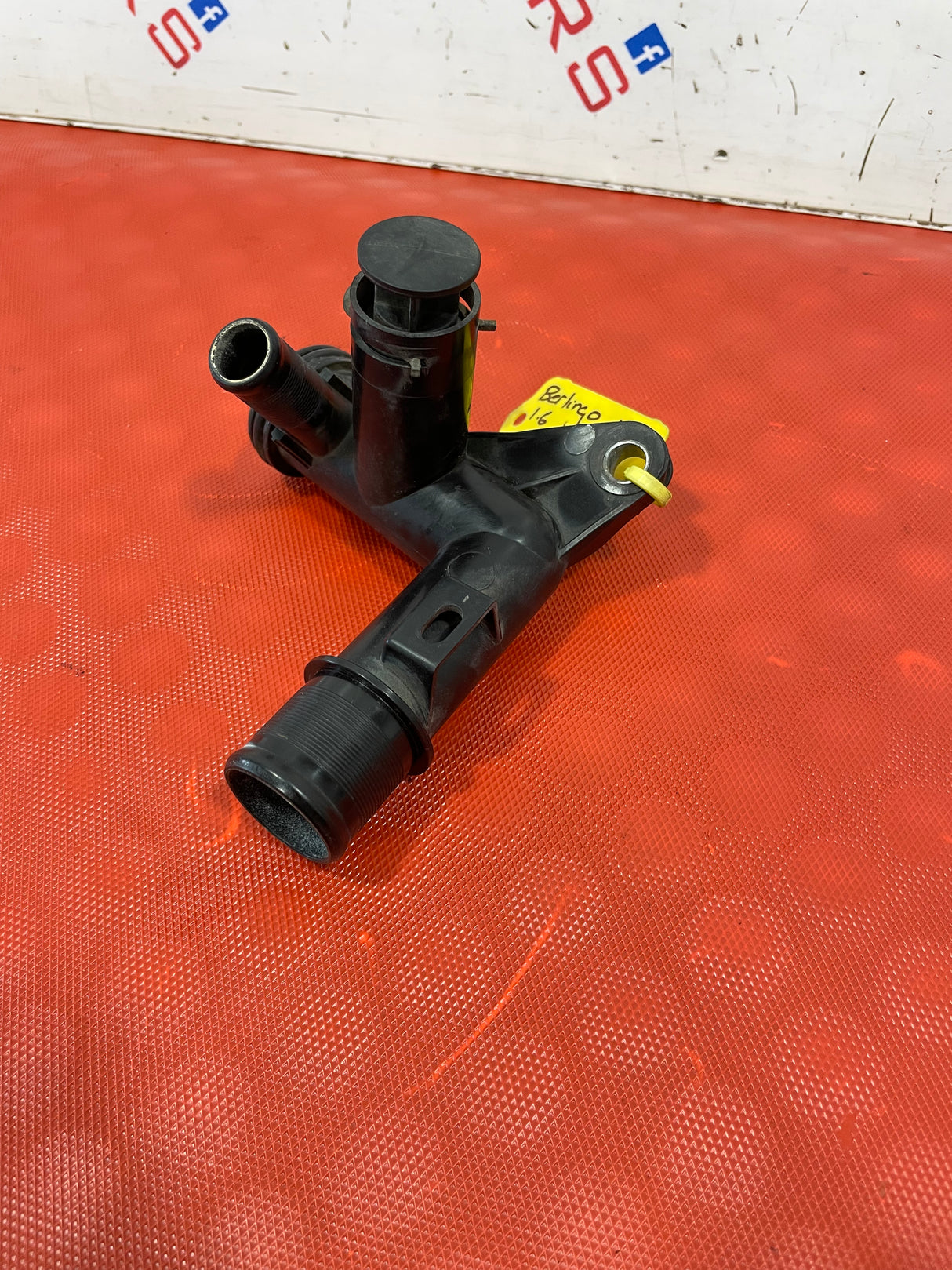 Peugeot Partner/Citroen Berlingo WATER PUMP PIPE 1.6 2014 P/N 9684589080
