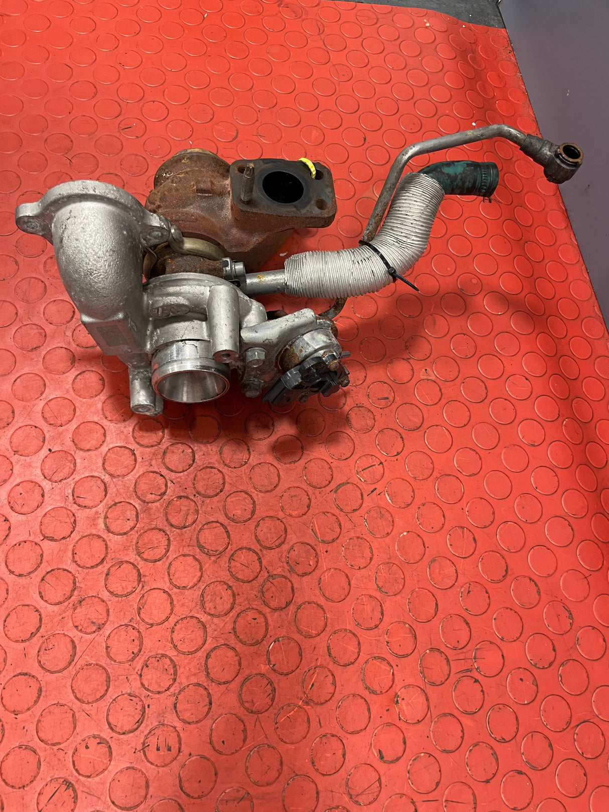 Citroen Berlingo/Peugeot Partner TURBOCHARGER with ACTUATOR (3 Pin) 1.6 2008-2016 P/N 9673283680 - 8