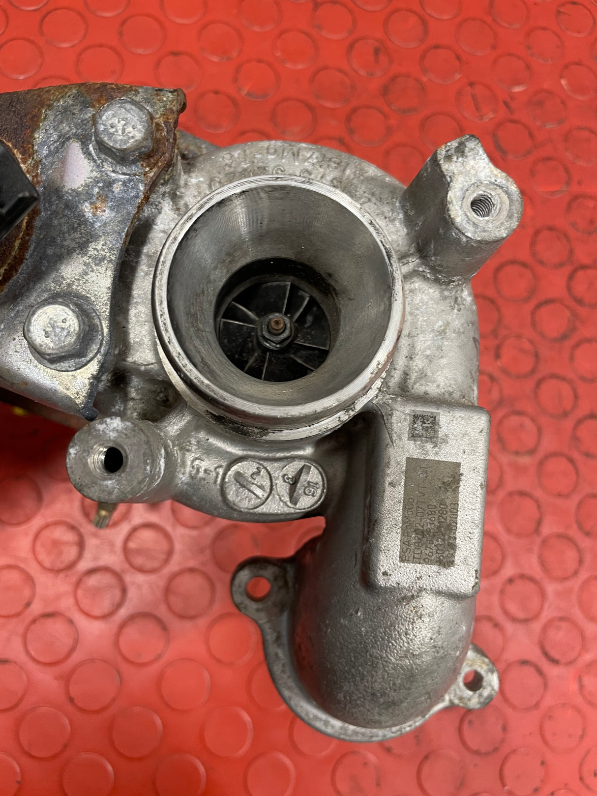 Citroen Berlingo/Peugeot Partner TURBOCHARGER with ACTUATOR (3 Pin) 1.6 2008-2016 P/N 9673283680 - 8