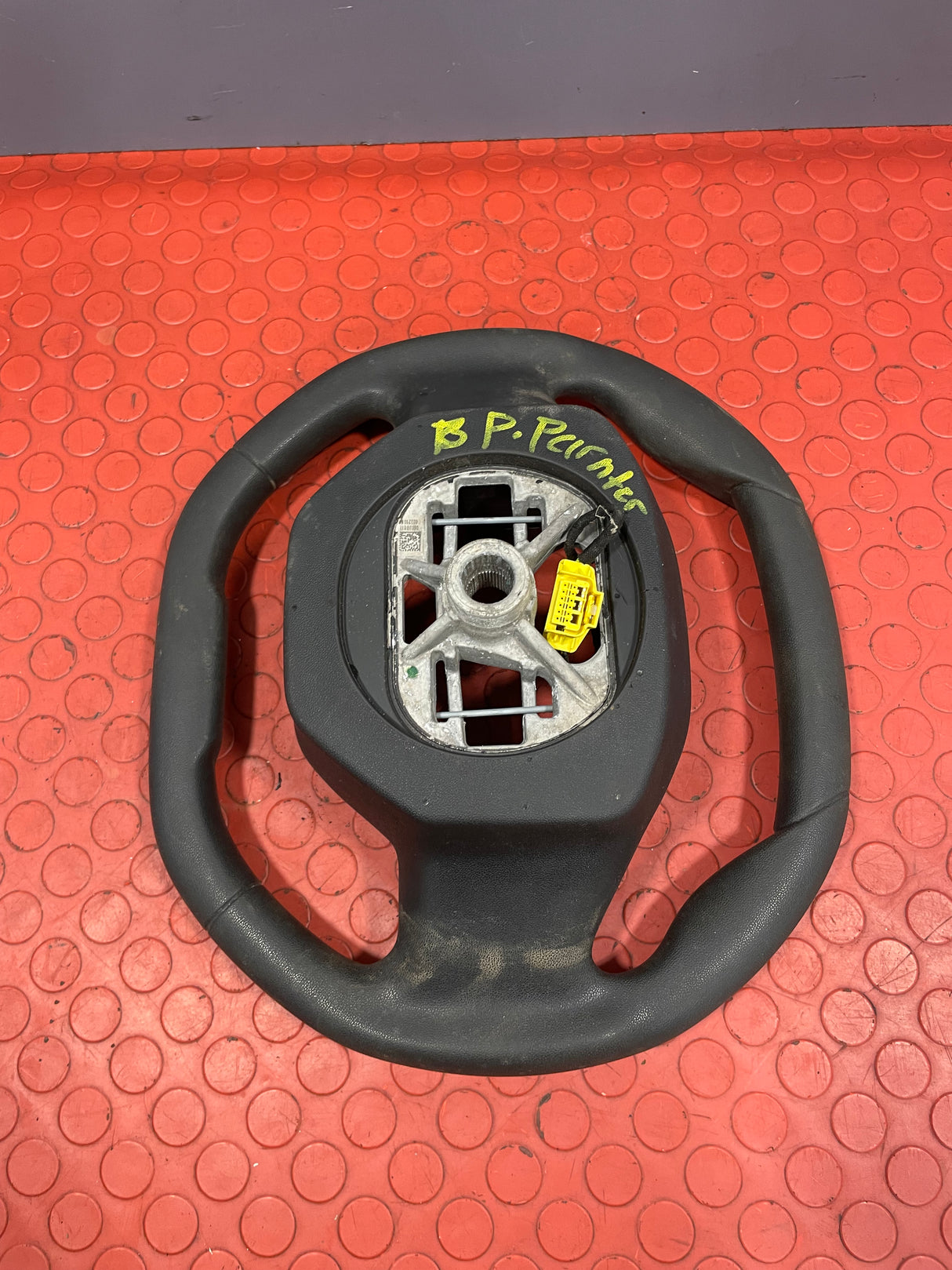 Peugeot Partner/Citroen Berlingo STEERING WHEEL 2019-2024 P/N 98171149ZD