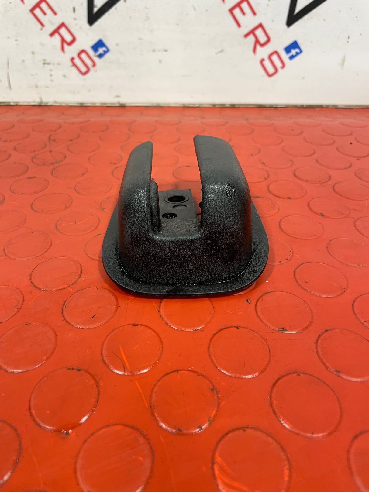 Vauxhall Vivaro/Renault Trafic LEFT SLIDING DOOR TRIM 2001-2014  P/N 59335675629