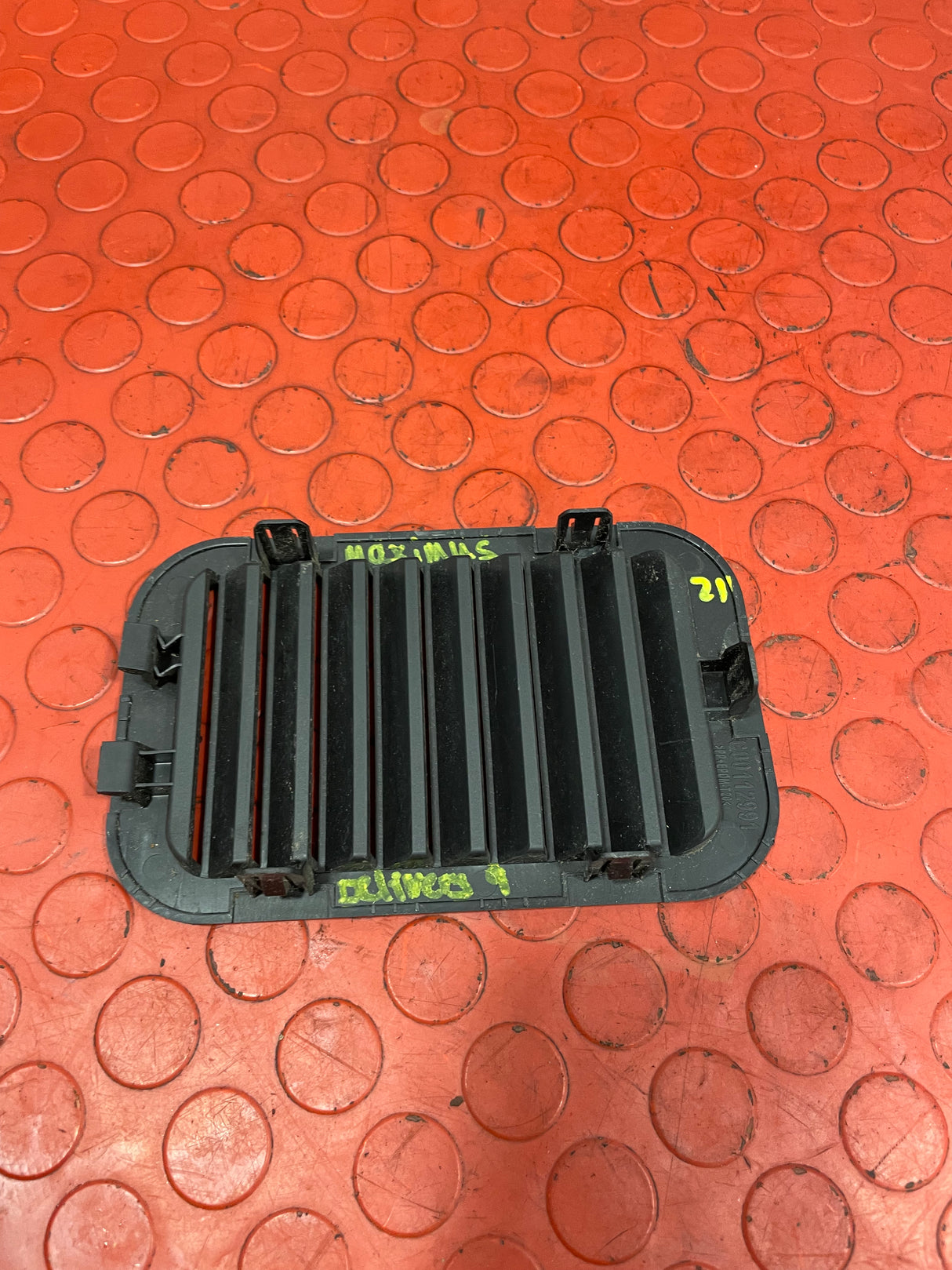 Saic Maxus Deliver 9 INTERIOR VENT COVER  2.0 2021-2024 P/N C00112991