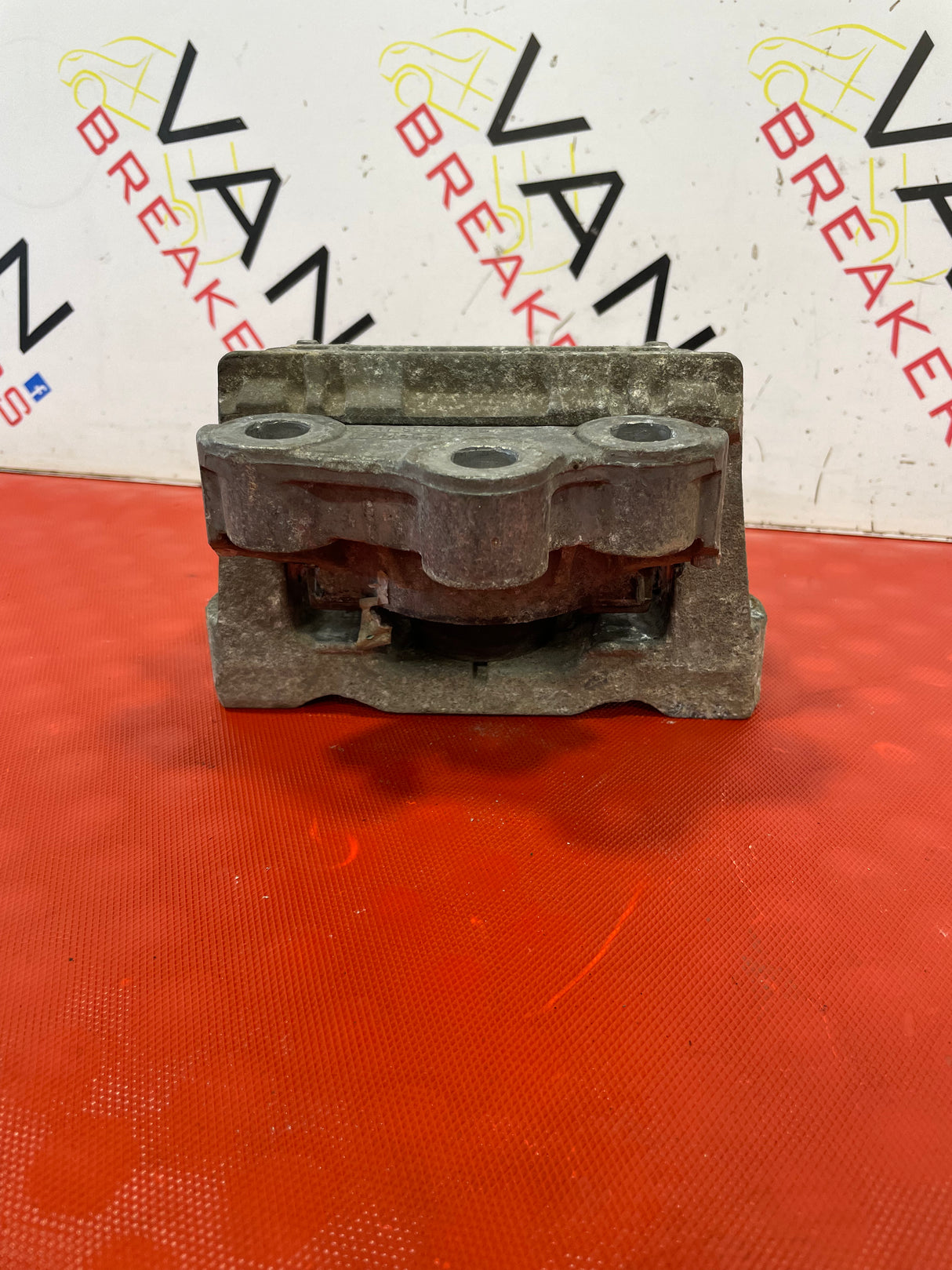 Ford Transit  ENGINE MOUNT P/N 3C116F012AE