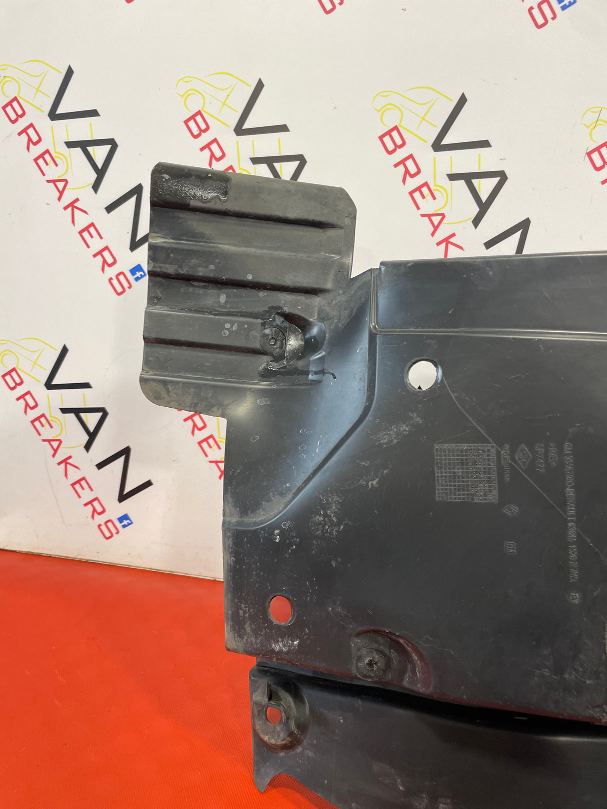 Renault WHEEL ARCH LINER  P/N 638451520R